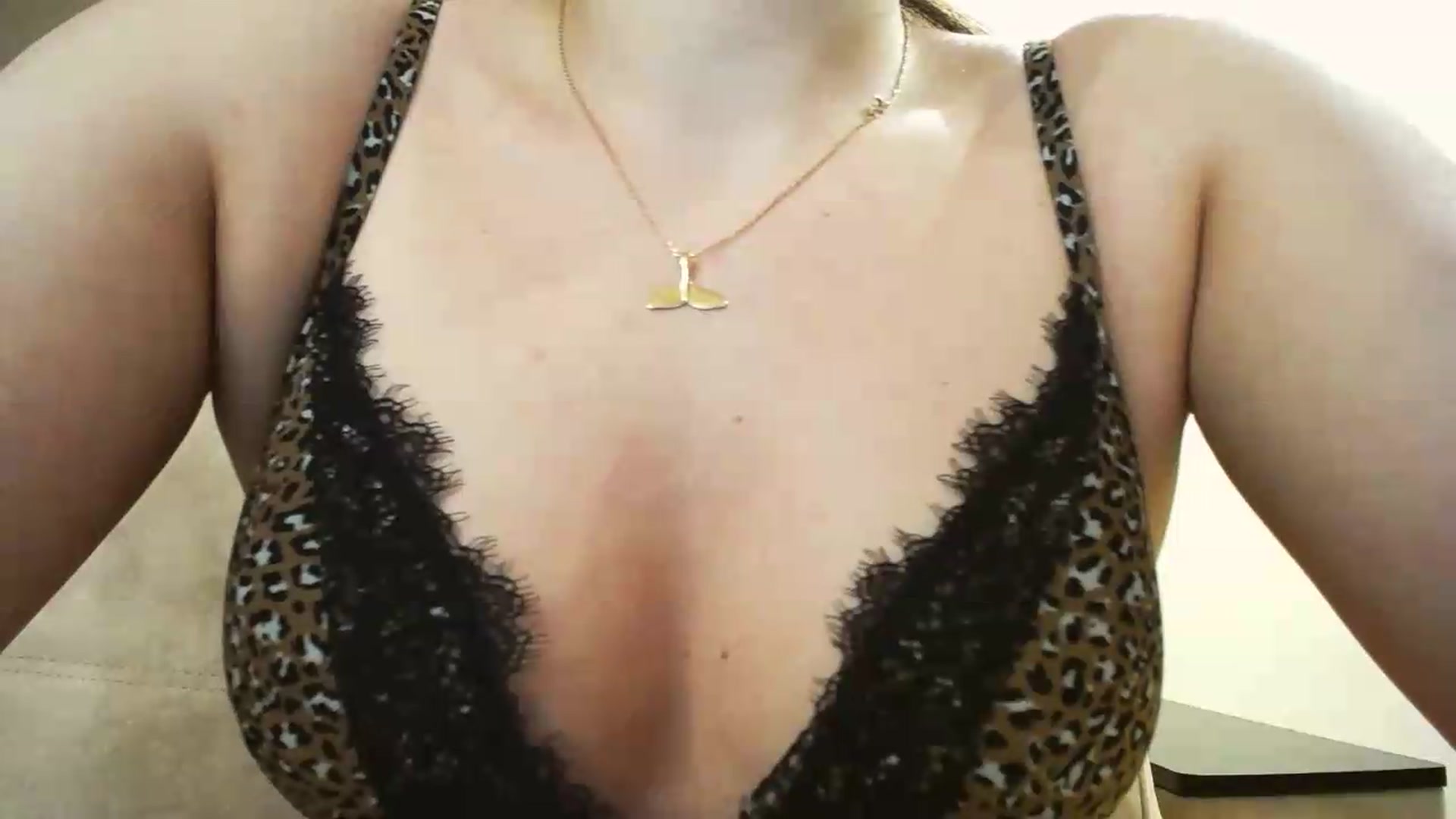 Gallery image thumbnail from Lillit__Wood_'s myfreecams stream on, 06/03/2026, 16:54 image 9 of 20