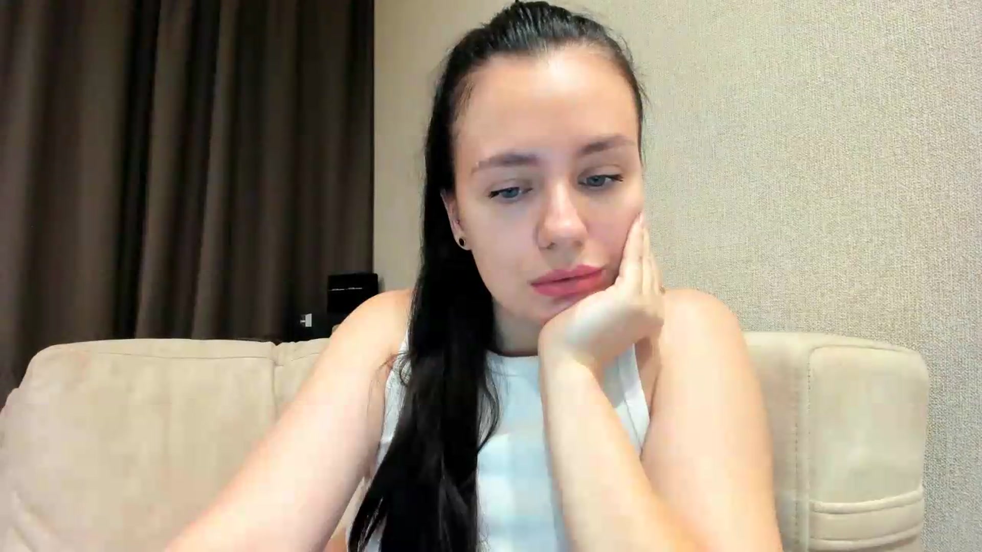 Gallery image thumbnail from Lillit__Wood_'s myfreecams stream on, 08/12/2026, 22:57 image 14 of 20