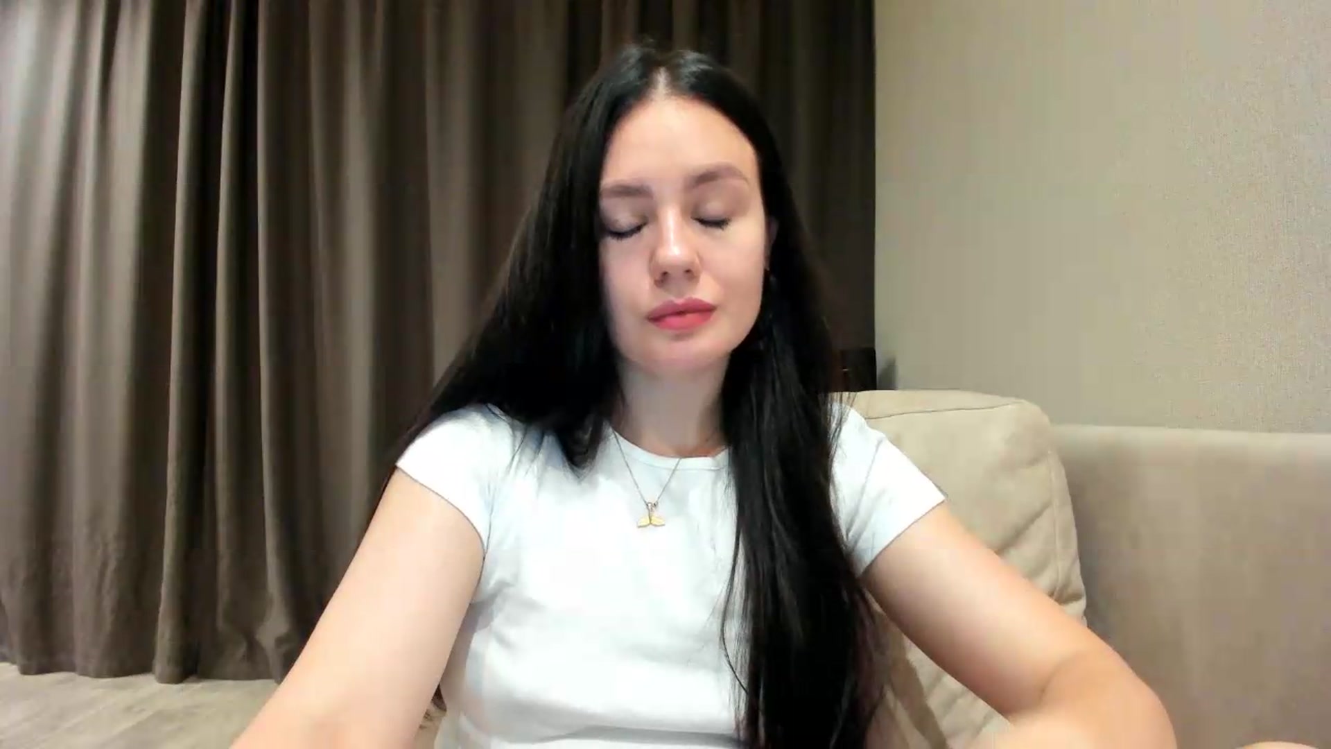 Gallery image thumbnail from Lillit__Wood_'s myfreecams stream on, 08/20/2026, 22:12 image 5 of 20