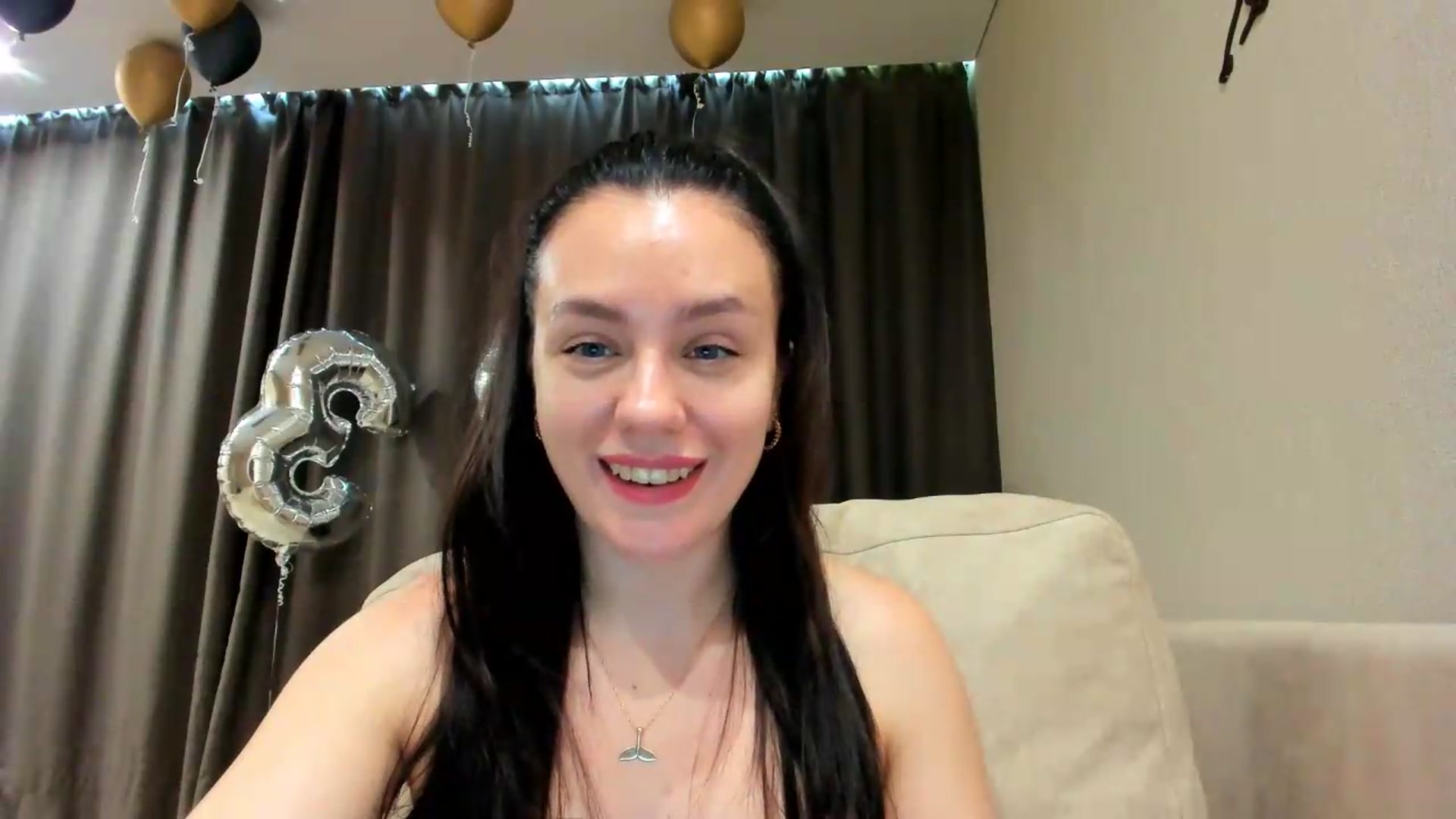 Gallery image thumbnail from Lillit__Wood_'s myfreecams stream on, 09/05/2026, 22:33 image 16 of 20