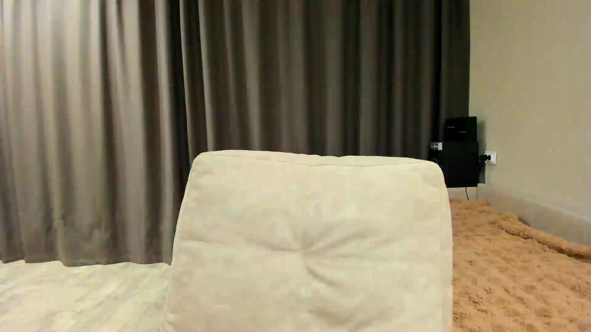 Gallery image thumbnail from Lillit__Wood_'s myfreecams stream on, 09/11/2026, 23:03 image 11 of 20