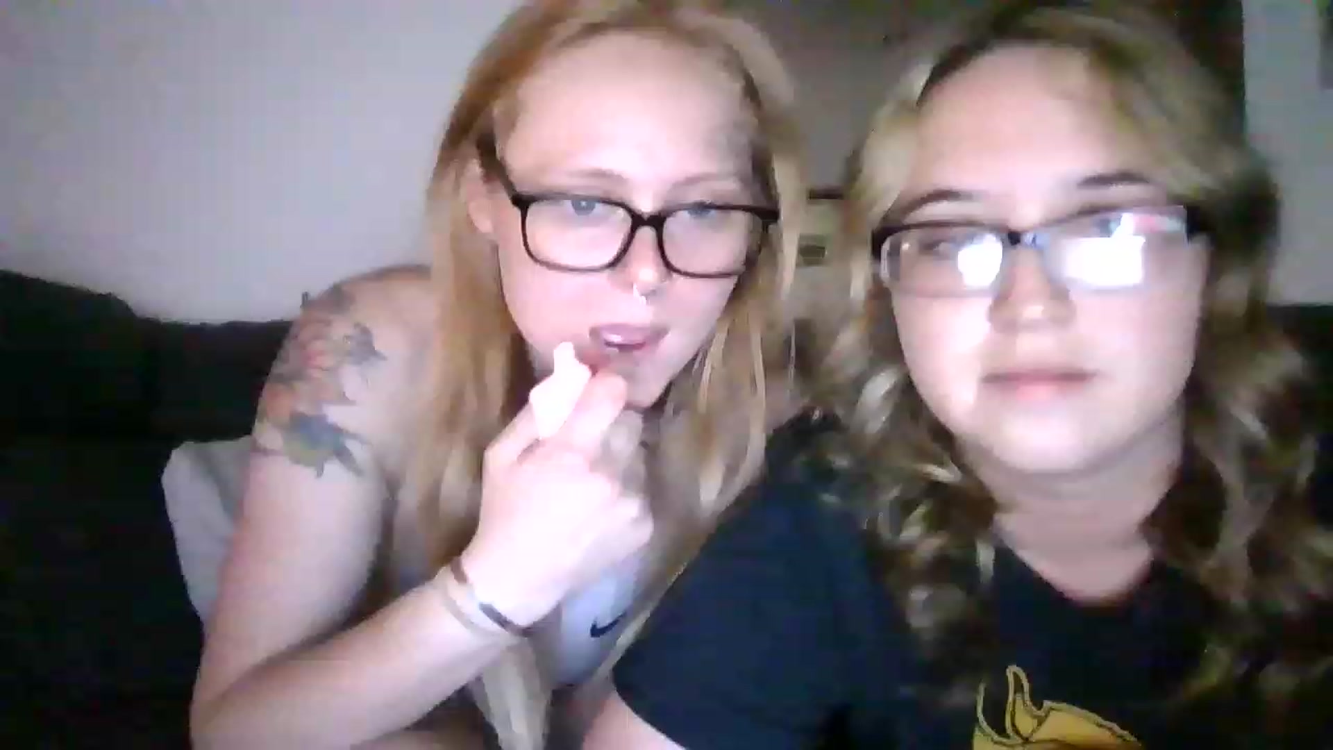 Gallery image thumbnail from Lillkitty97's myfreecams stream on, 05/22/2023, 03:46 image 13 of 20