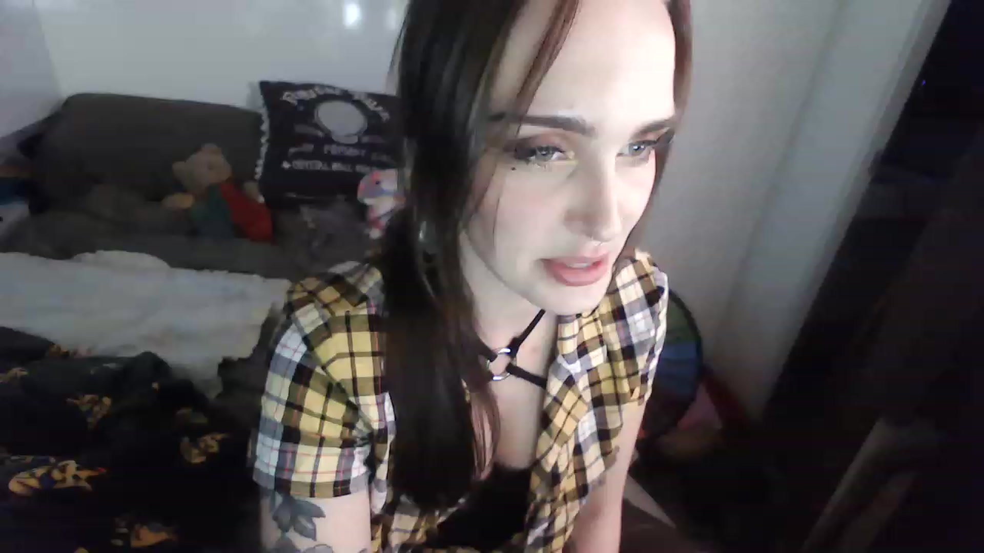 Gallery image thumbnail from Lilllamie's myfreecams stream on, 11/23/2022, 09:11 image 4 of 20