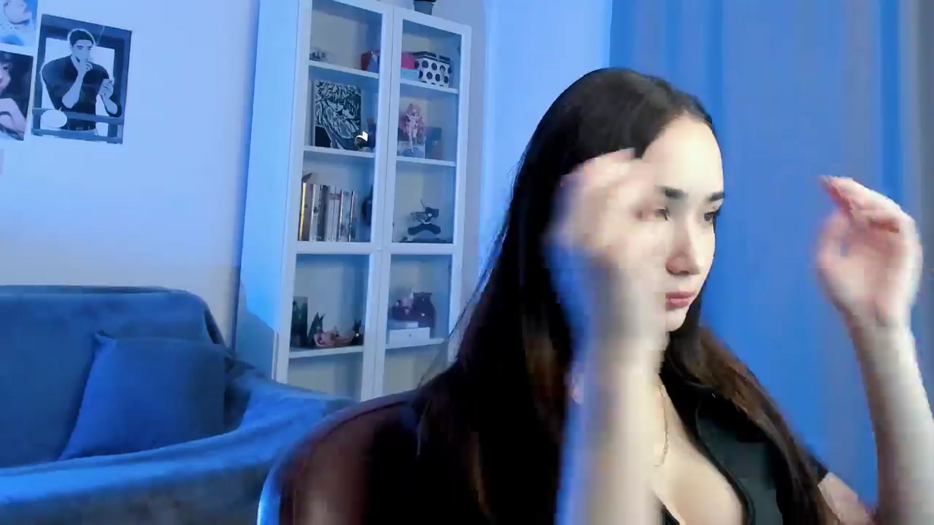 Gallery image thumbnail from Lillllos's myfreecams stream on, 12/26/2025, 08:29 image 5 of 20