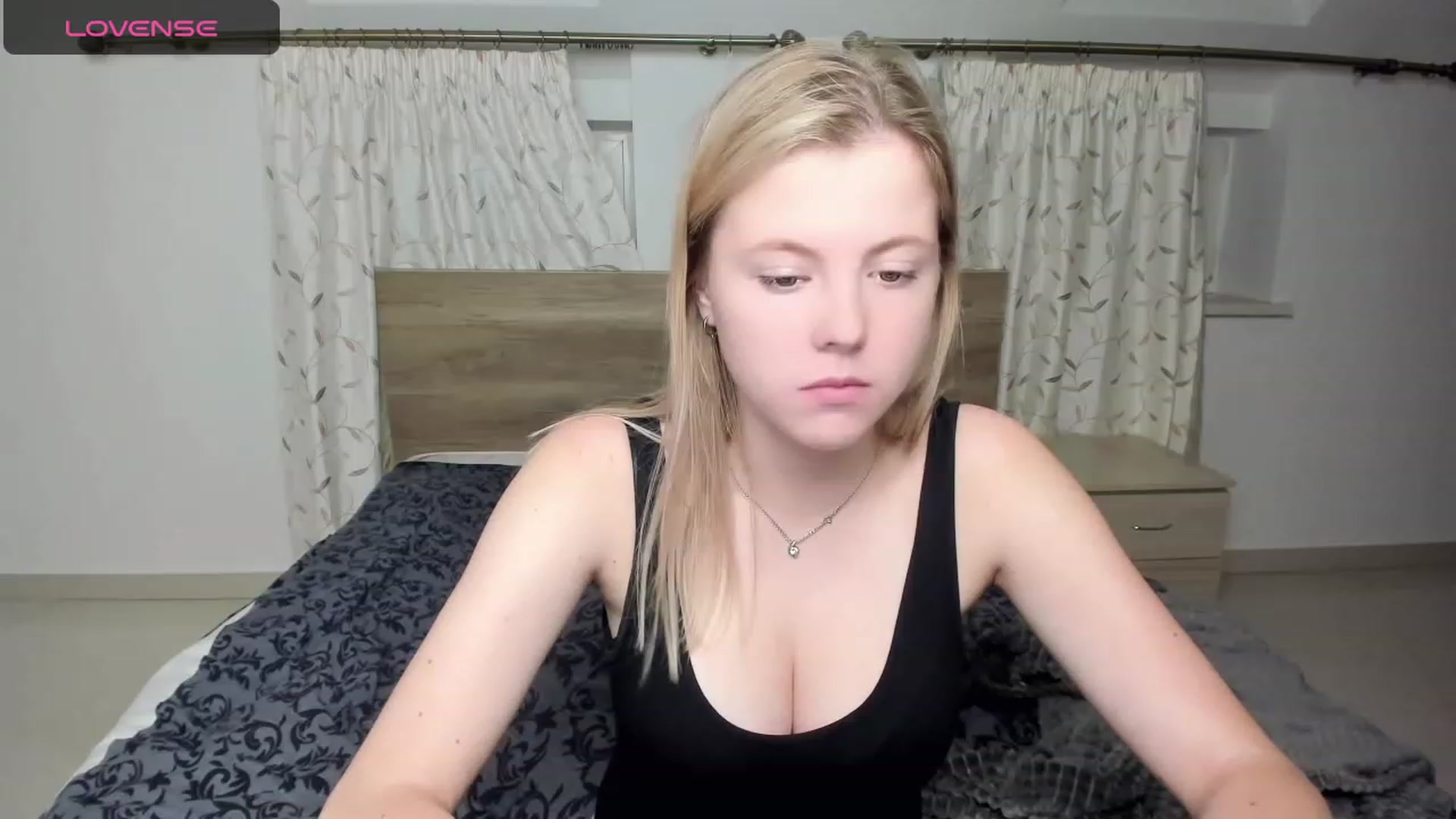 Gallery image thumbnail from LillyDepp's myfreecams stream on, 10/22/2023, 17:04 image 10 of 20