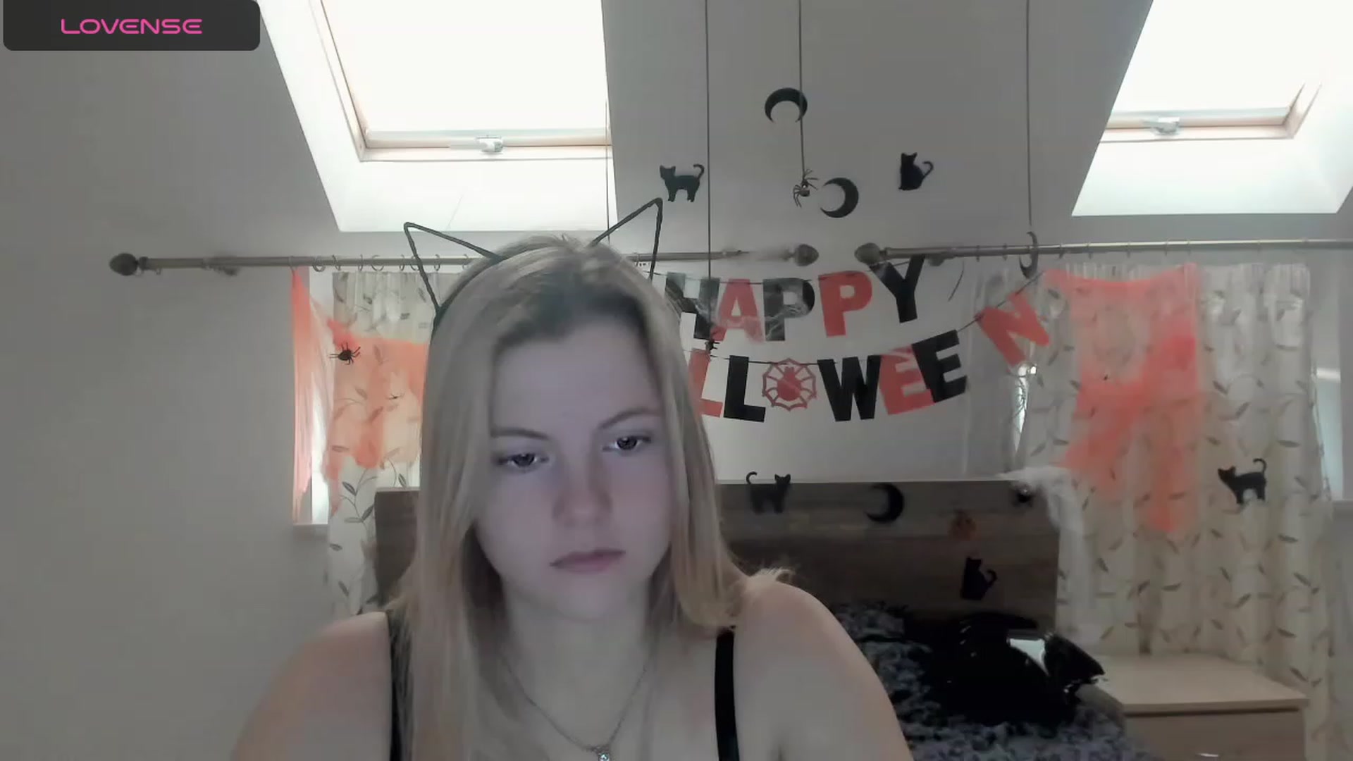 Gallery image thumbnail from LillyDepp's myfreecams stream on, 10/31/2023, 08:02 image 10 of 20