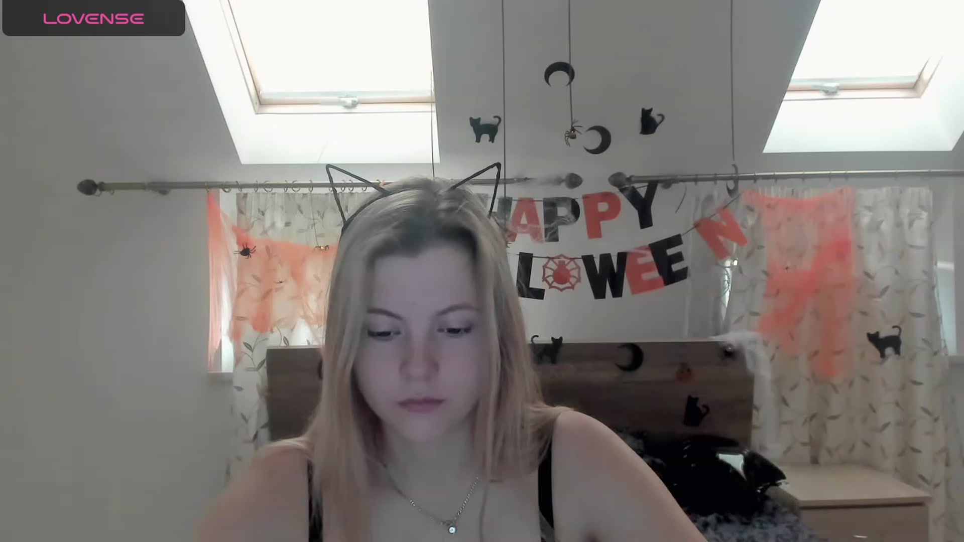 Gallery image thumbnail from LillyDepp's myfreecams stream on, 10/31/2023, 08:02 image 3 of 20
