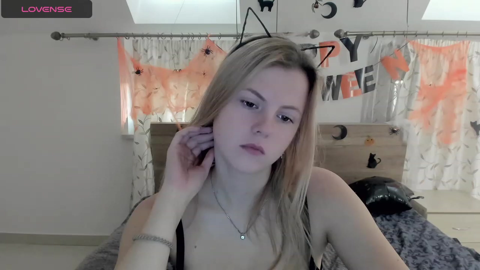 Gallery image thumbnail from LillyDepp's myfreecams stream on, 10/31/2023, 12:00 image 6 of 20