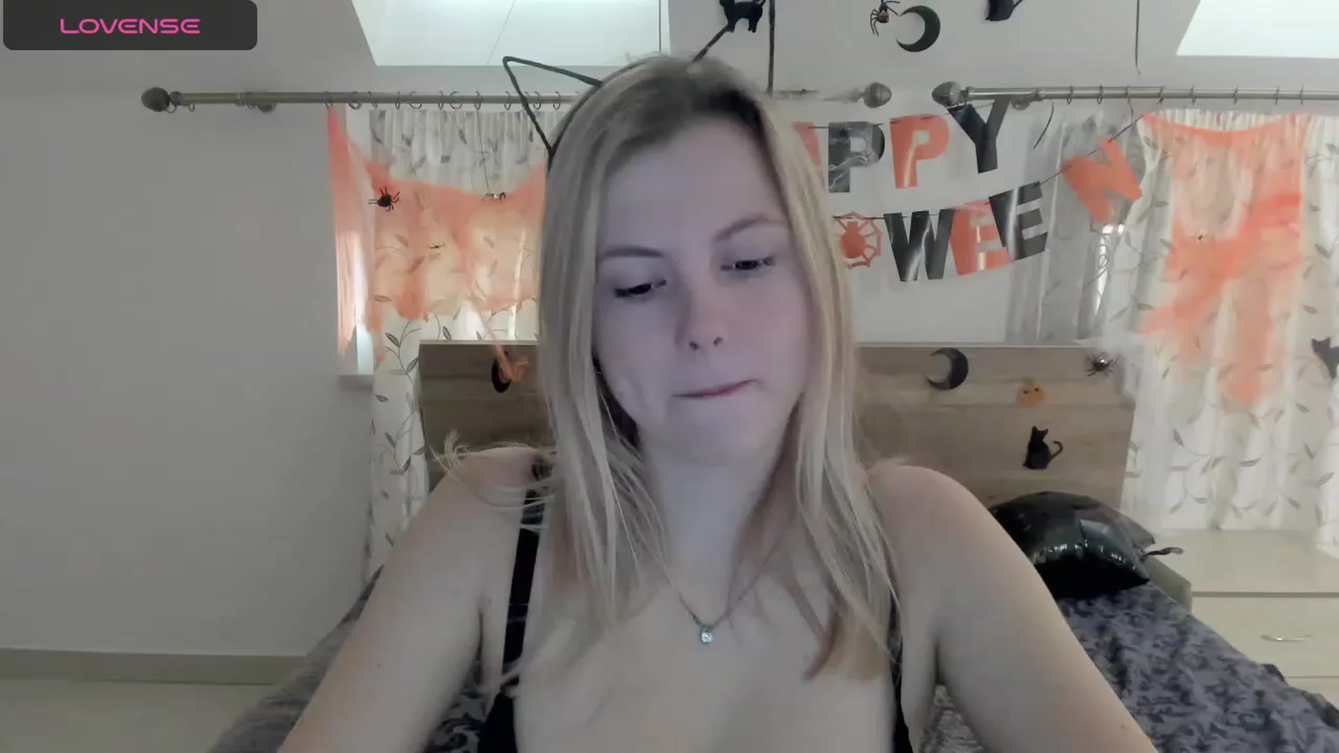 Gallery image thumbnail from LillyDepp's myfreecams stream on, 10/31/2023, 12:00 image 9 of 20