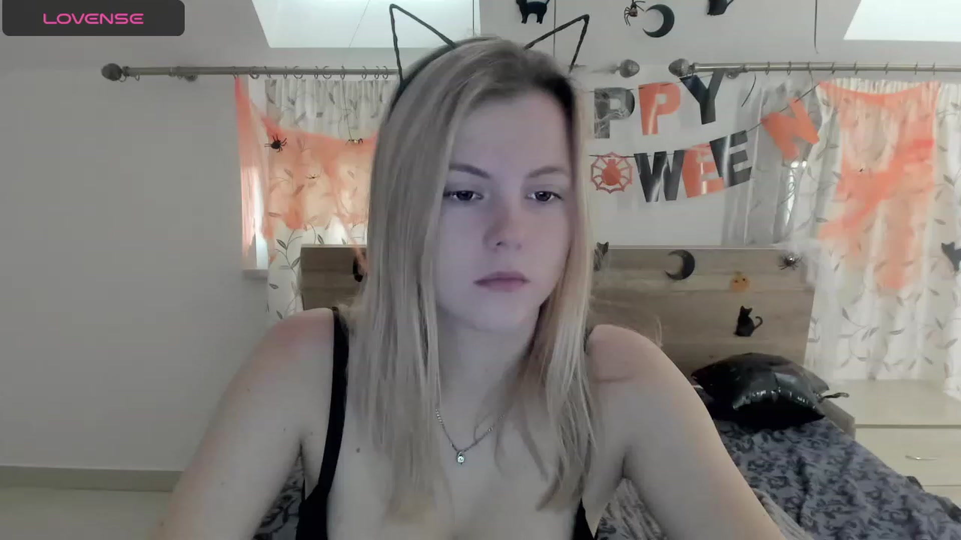 Gallery image thumbnail from LillyDepp's myfreecams stream on, 10/31/2023, 12:00 image 17 of 20