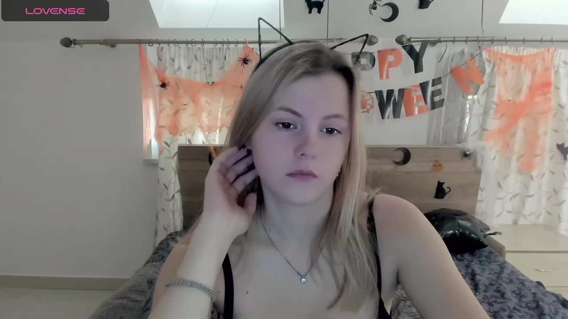 Gallery image thumbnail from LillyDepp's myfreecams stream on, 10/31/2023, 12:00 image 8 of 20