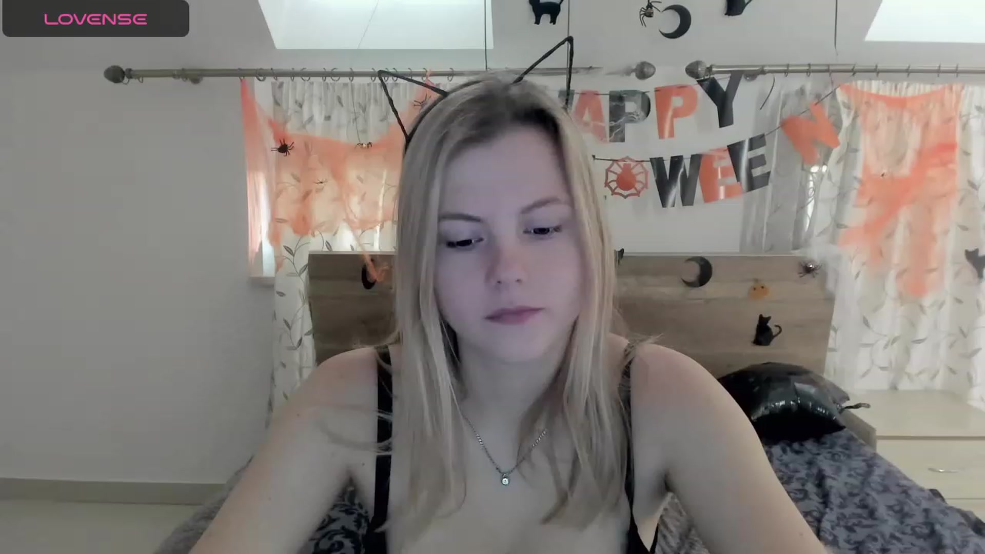 Gallery image thumbnail from LillyDepp's myfreecams stream on, 10/31/2023, 12:00 image 10 of 20