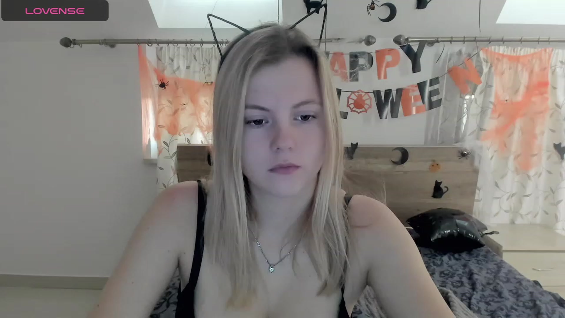 Gallery image thumbnail from LillyDepp's myfreecams stream on, 10/31/2023, 12:00 image 18 of 20