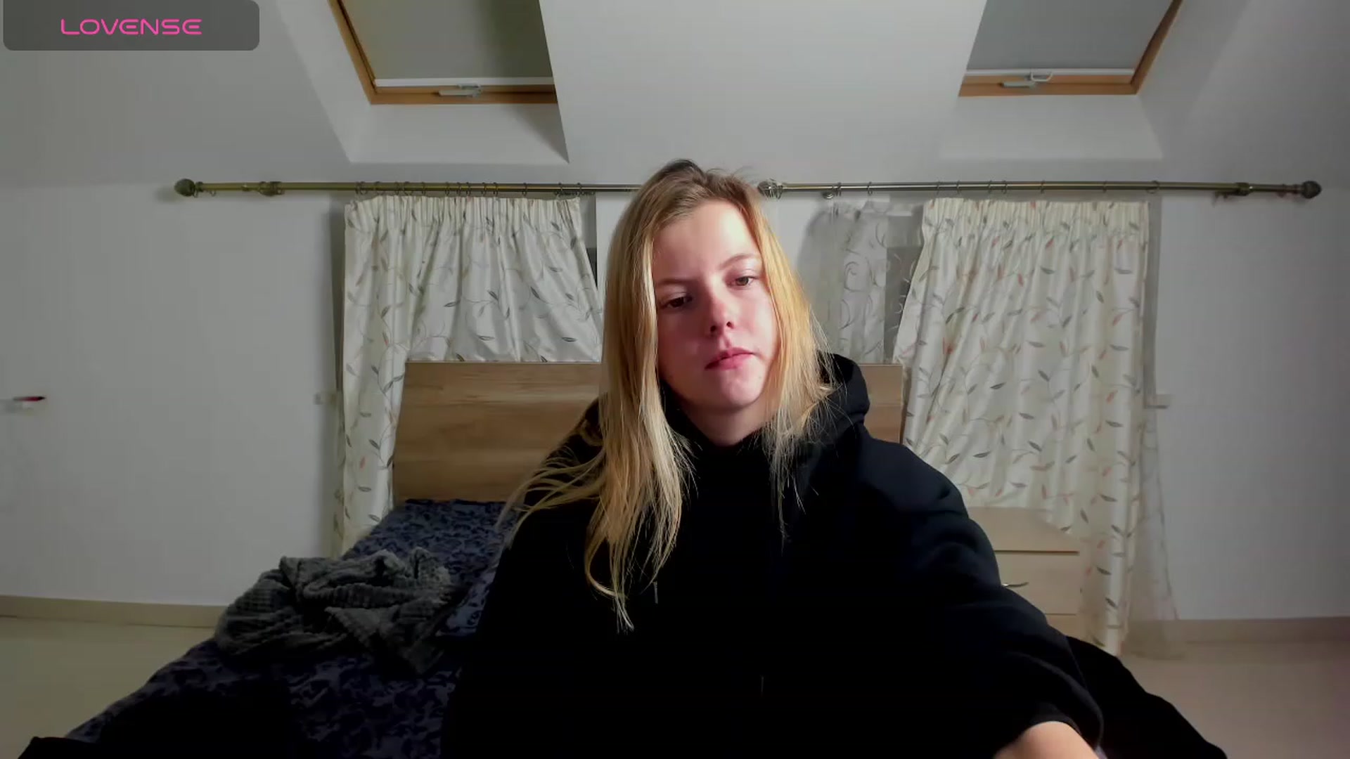 Gallery image thumbnail from LillyDepp's myfreecams stream on, 11/19/2023, 15:38 image 16 of 20