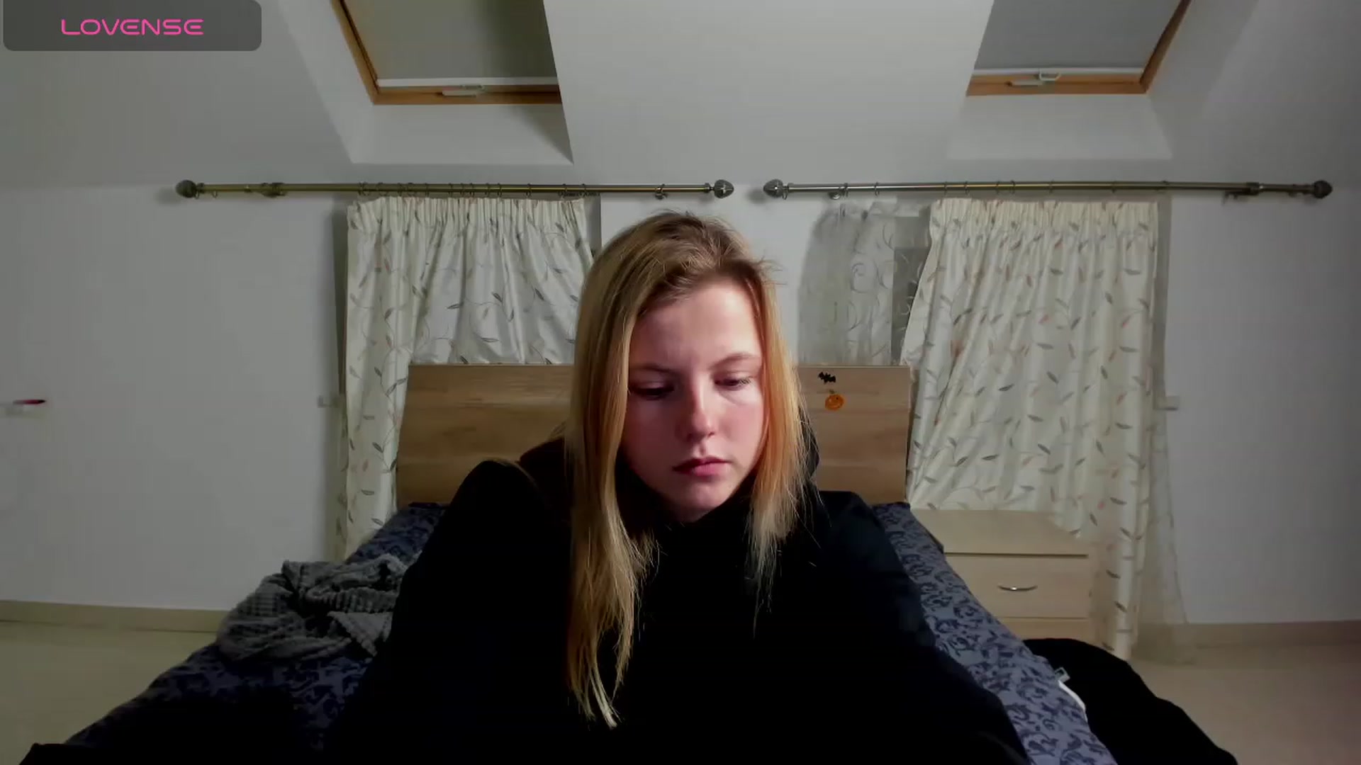 Gallery image thumbnail from LillyDepp's myfreecams stream on, 11/19/2023, 15:38 image 20 of 20