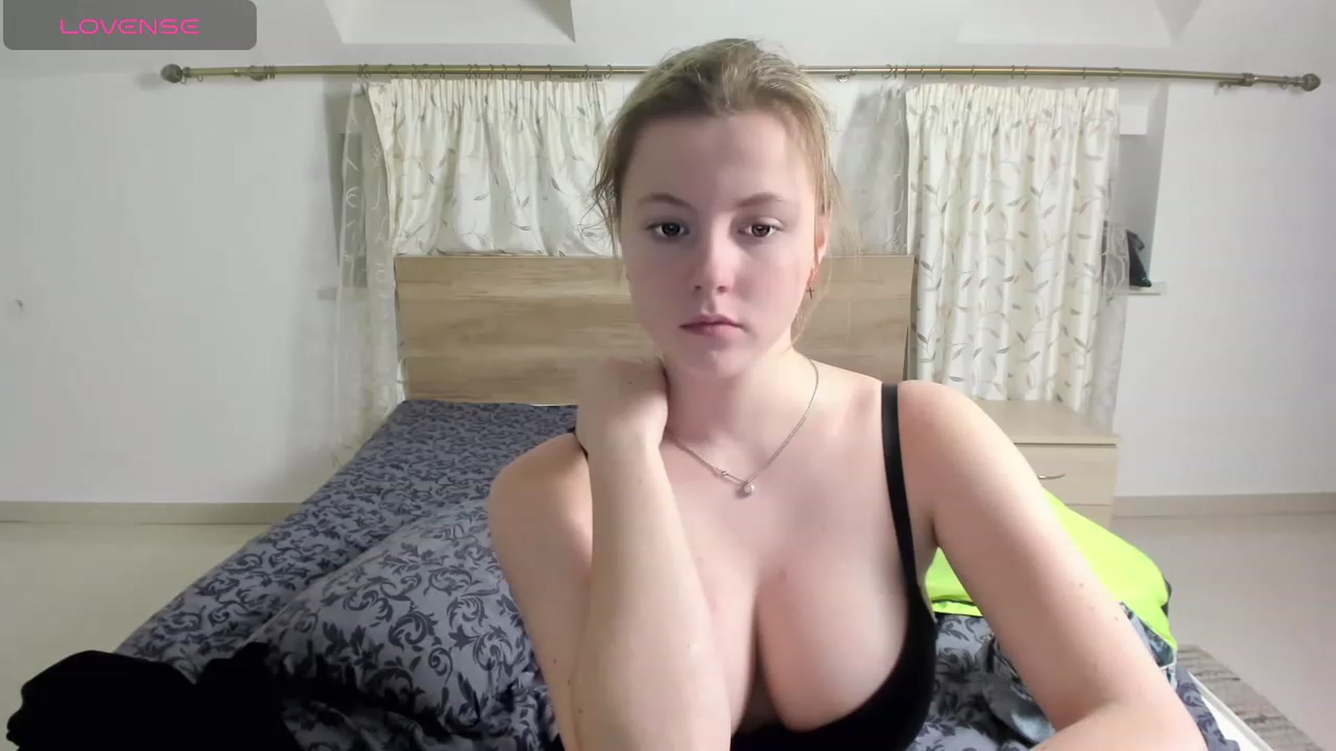 Gallery image thumbnail from LillyDepp's myfreecams stream on, 12/06/2023, 15:19 image 11 of 20