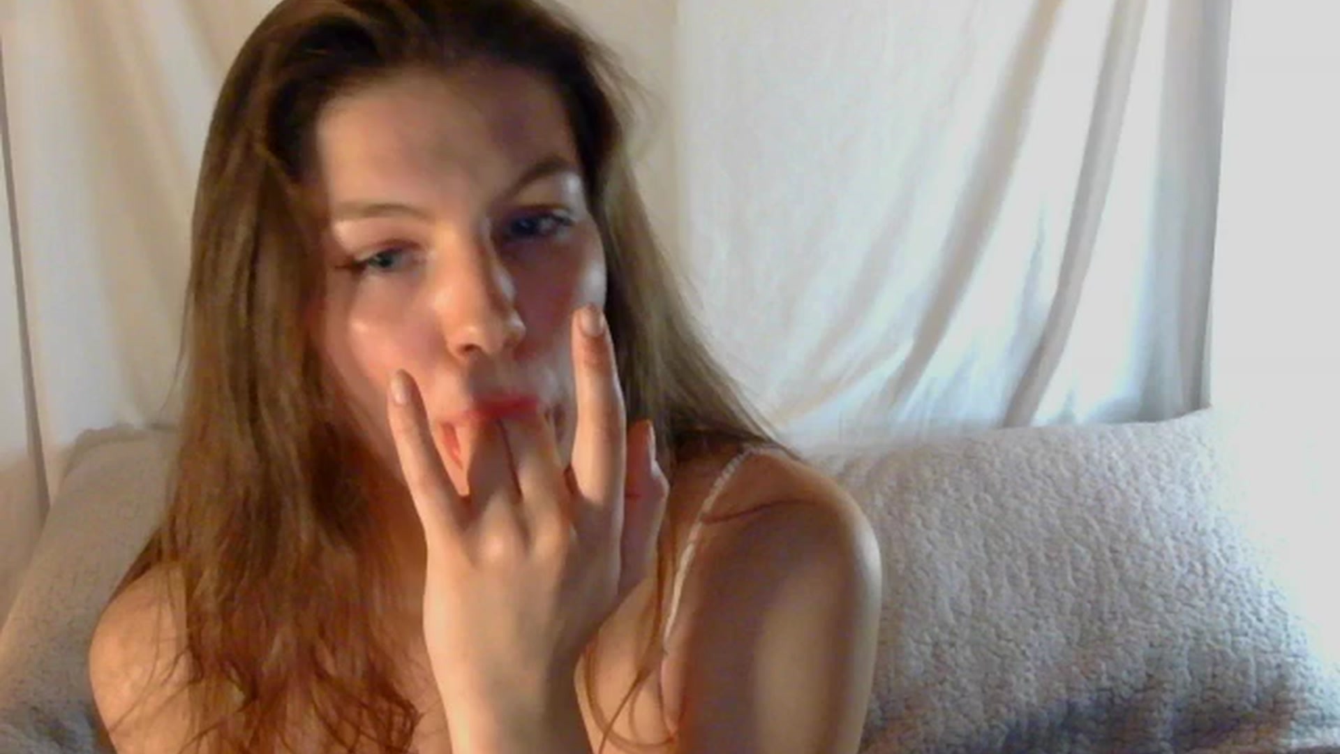 Gallery image thumbnail from LillyRayne's myfreecams stream on, 04/12/2025, 10:11 image 1 of 20