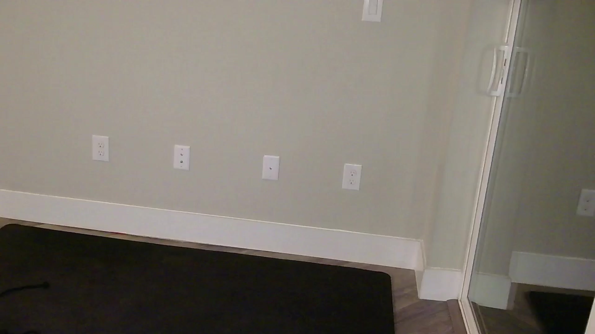 Gallery image thumbnail from LillyRayne's myfreecams stream on, 04/15/2025, 05:33 image 13 of 20