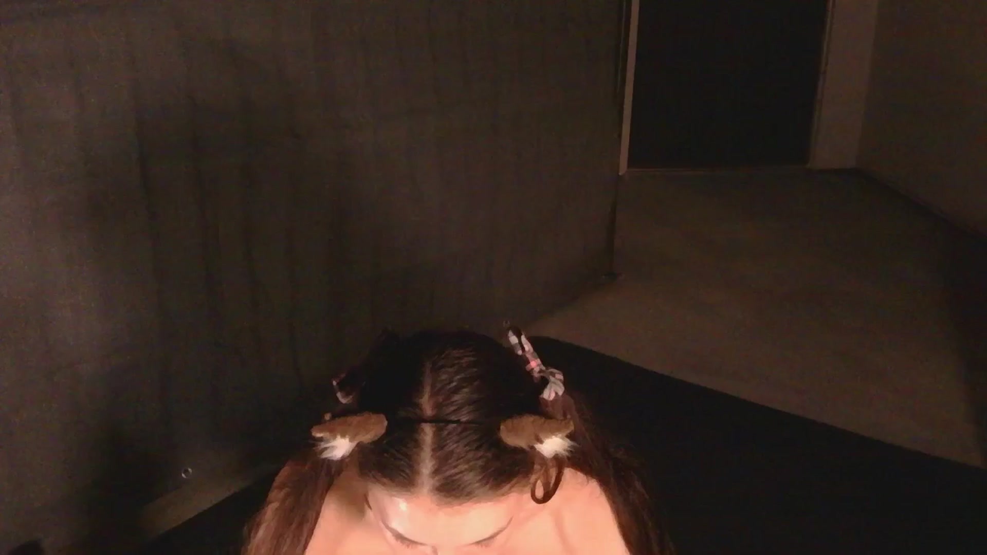 Gallery image thumbnail from LillyRayne's myfreecams stream on, 04/19/2025, 08:24 image 6 of 20
