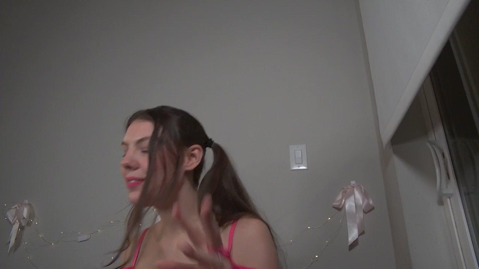 Gallery image thumbnail from LillyRayne's myfreecams stream on, 06/02/2025, 06:02 image 3 of 20