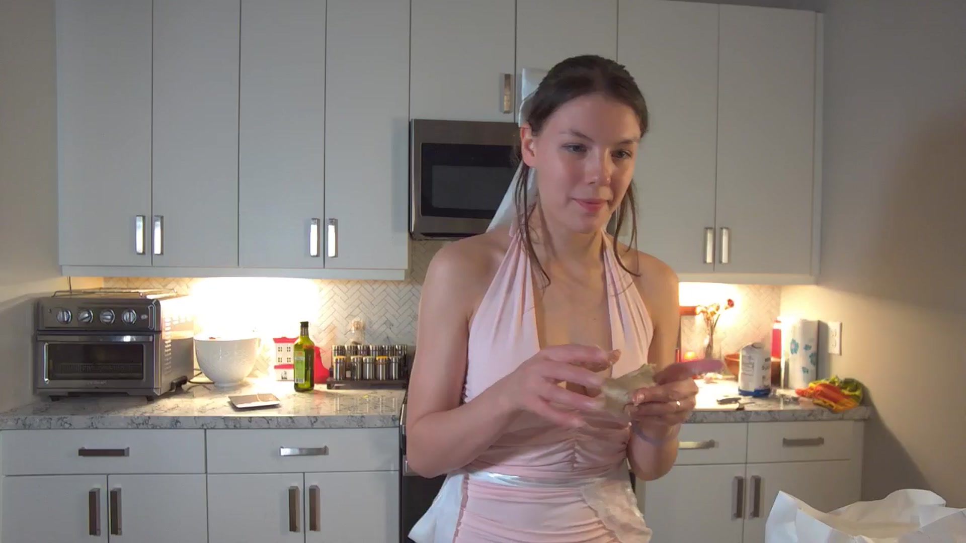 Gallery image thumbnail from LillyRayne's myfreecams stream on, 06/05/2025, 06:09 image 12 of 20