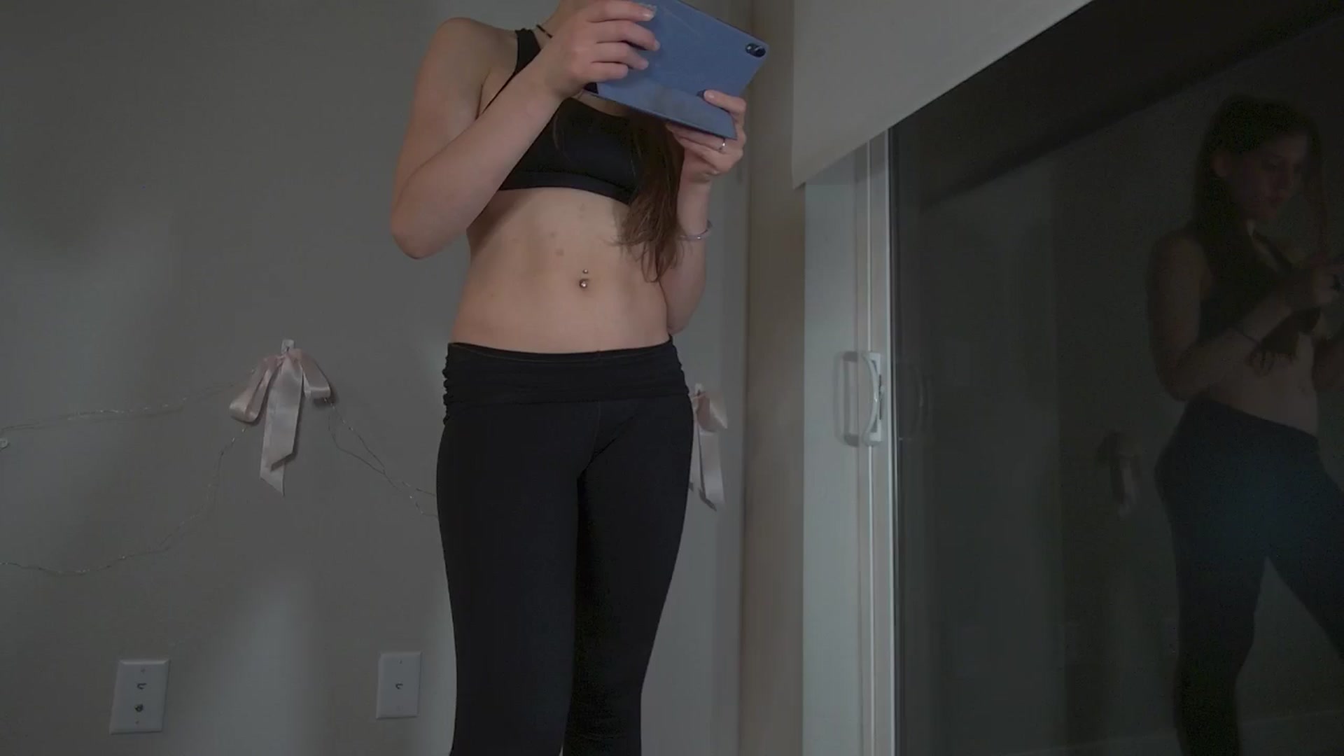 Gallery image thumbnail from LillyRayne's myfreecams stream on, 07/10/2025, 04:38 image 5 of 20