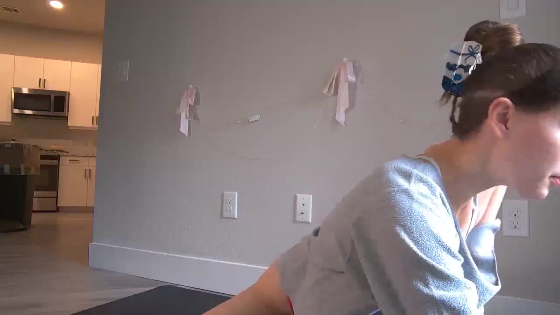 Gallery image thumbnail from LillyRayne's myfreecams stream on, 07/14/2025, 24:03 image 4 of 20