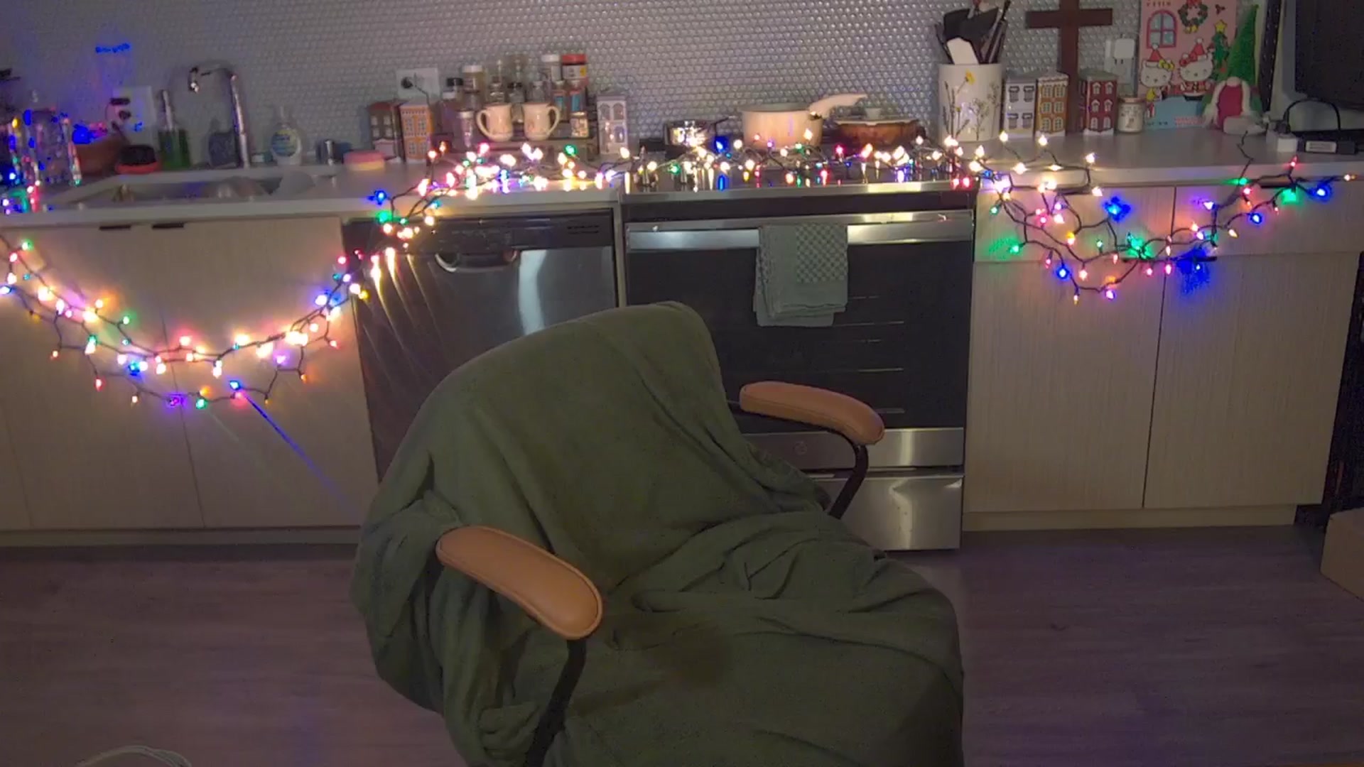 Gallery image thumbnail from LillyRayne's myfreecams stream on, 12/21/2025, 09:48 image 18 of 20