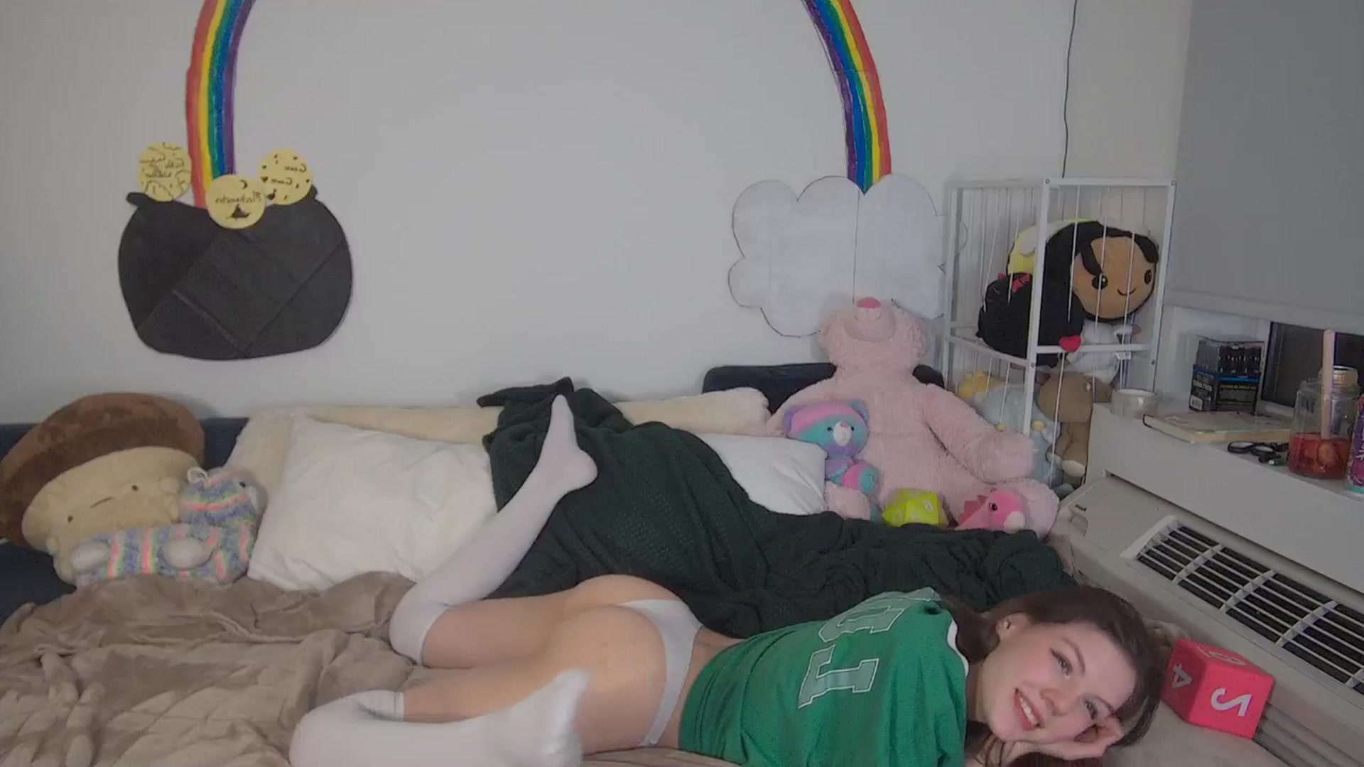 Gallery image thumbnail from LillyRayne's myfreecams stream on, 03/18/2026, 09:24 image 17 of 20