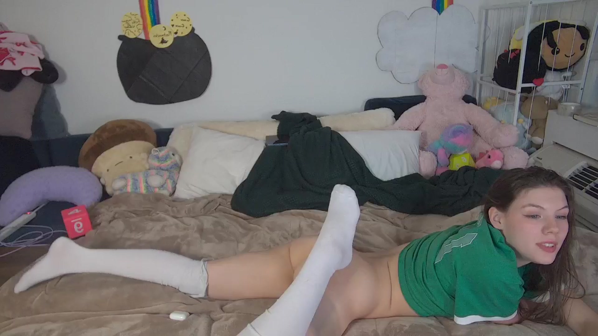 Gallery image thumbnail from LillyRayne's myfreecams stream on, 03/18/2026, 11:01 image 13 of 20