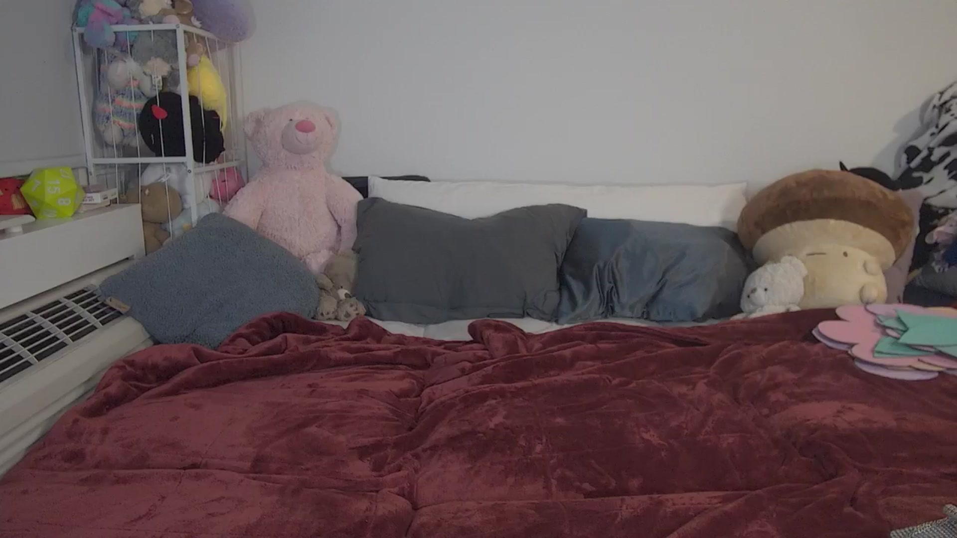 Gallery image thumbnail from LillyRayne's myfreecams stream on, 04/13/2026, 09:00 image 16 of 20