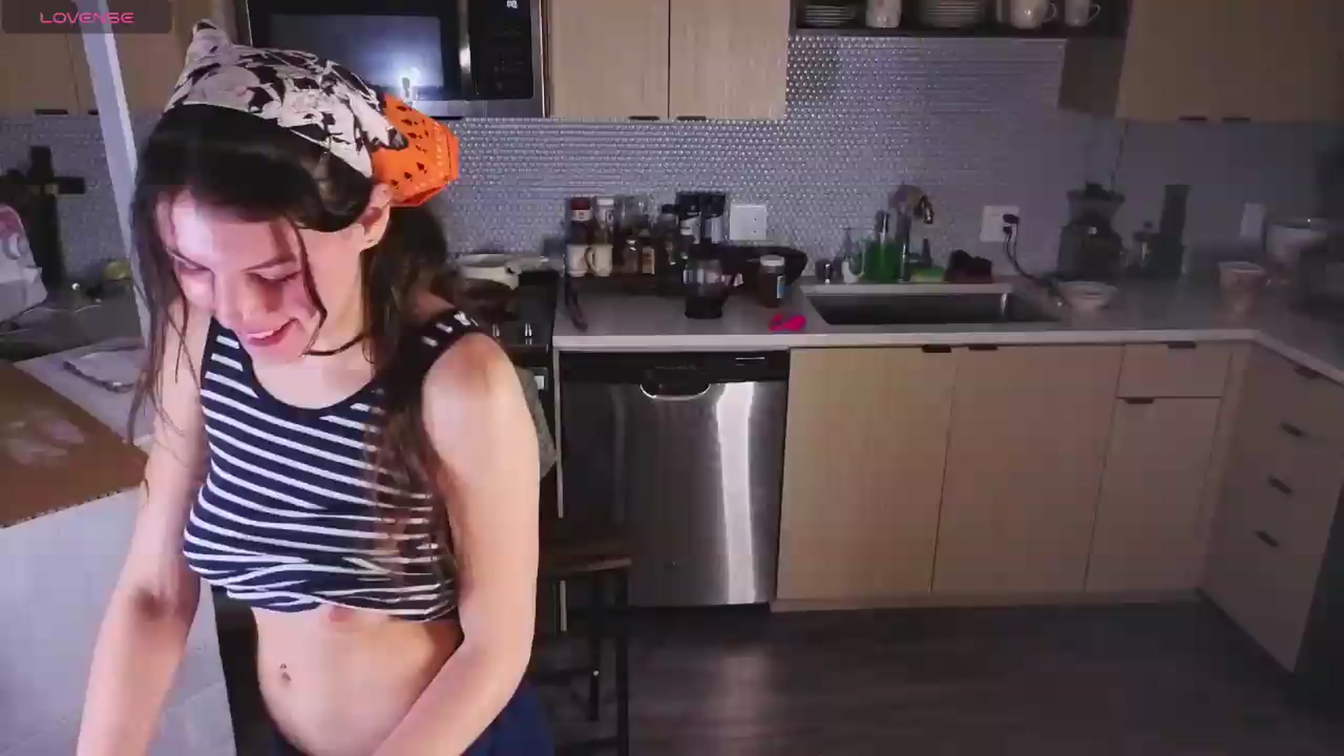 Gallery image thumbnail from LillyRayne's myfreecams stream on, 06/27/2026, 10:33 image 1 of 20