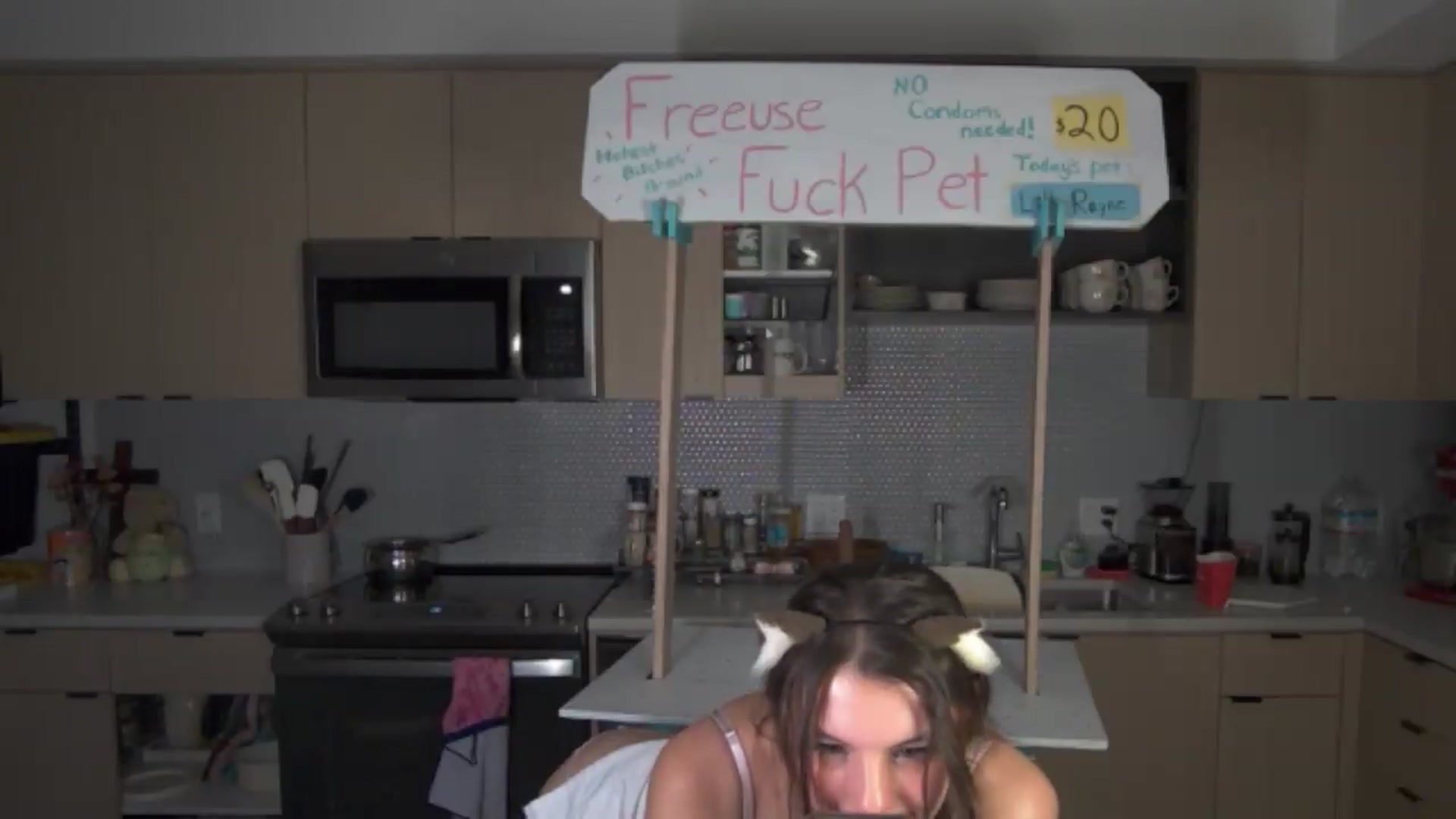 Gallery image thumbnail from LillyRayne's myfreecams stream on, 08/23/2026, 09:16 image 12 of 20