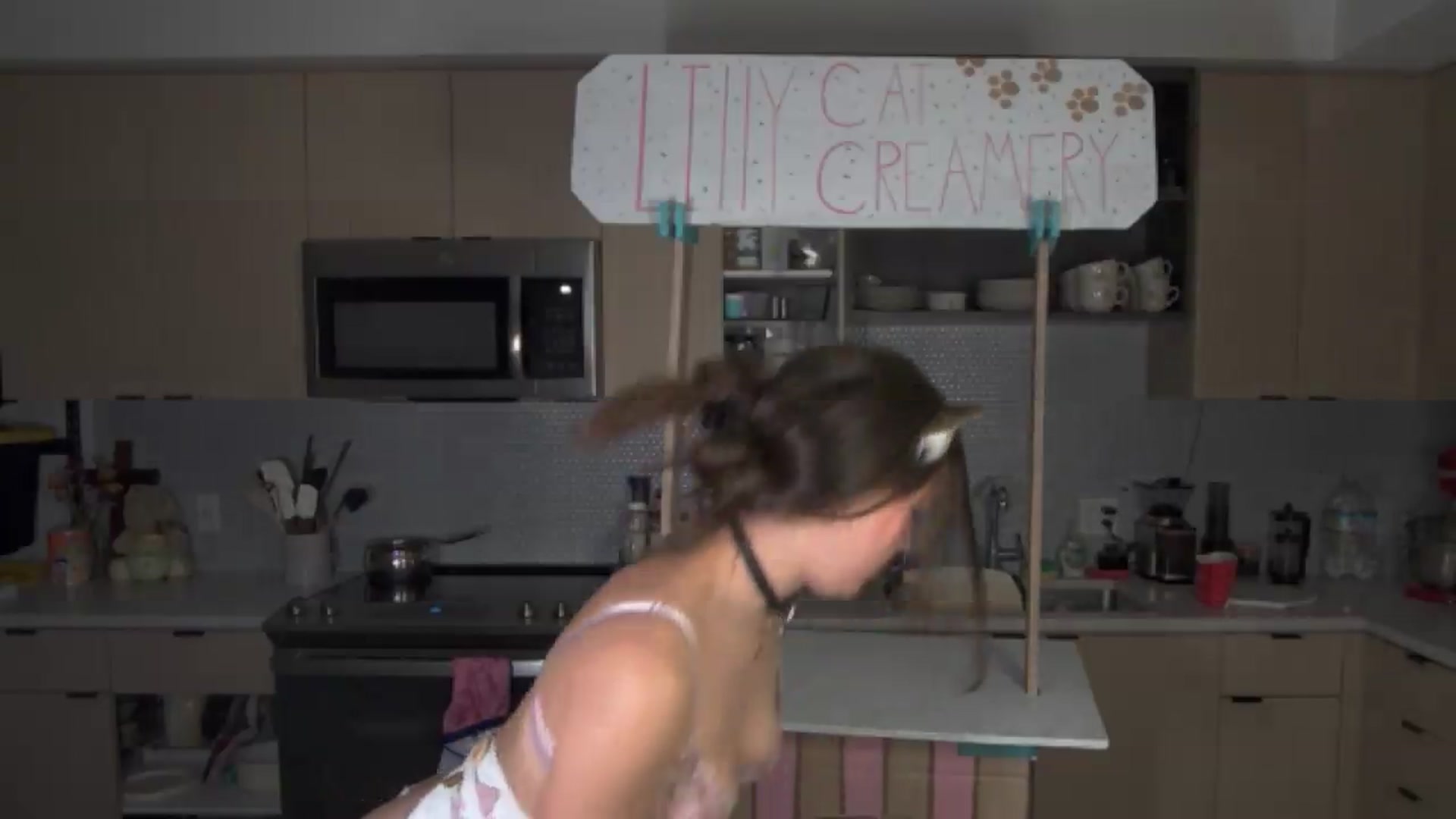 Gallery image thumbnail from LillyRayne's myfreecams stream on, 08/23/2026, 09:16 image 11 of 20