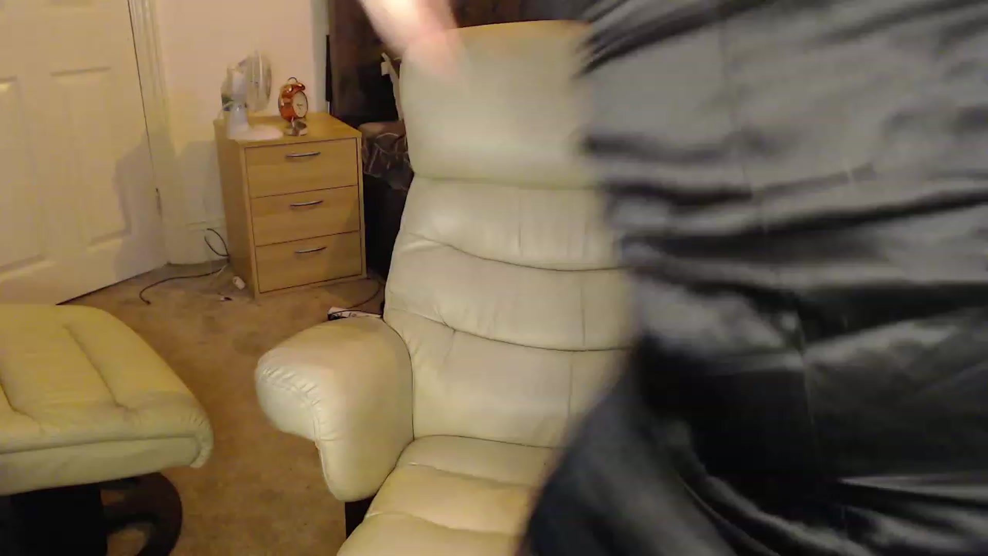 Gallery image thumbnail from LillySiren's myfreecams stream on, 11/25/2022, 16:39 image 5 of 20