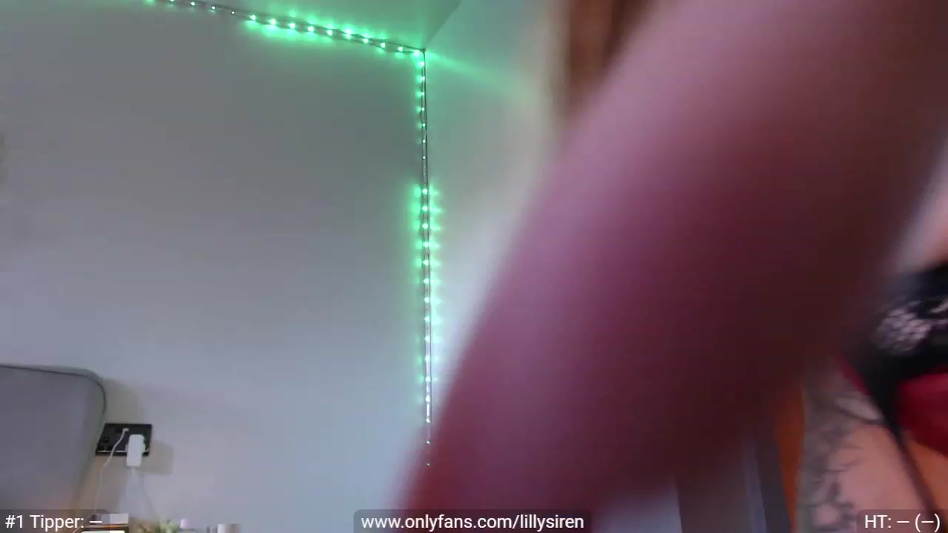 Gallery image thumbnail from LillySiren's myfreecams stream on, 01/20/2023, 14:50 image 17 of 20