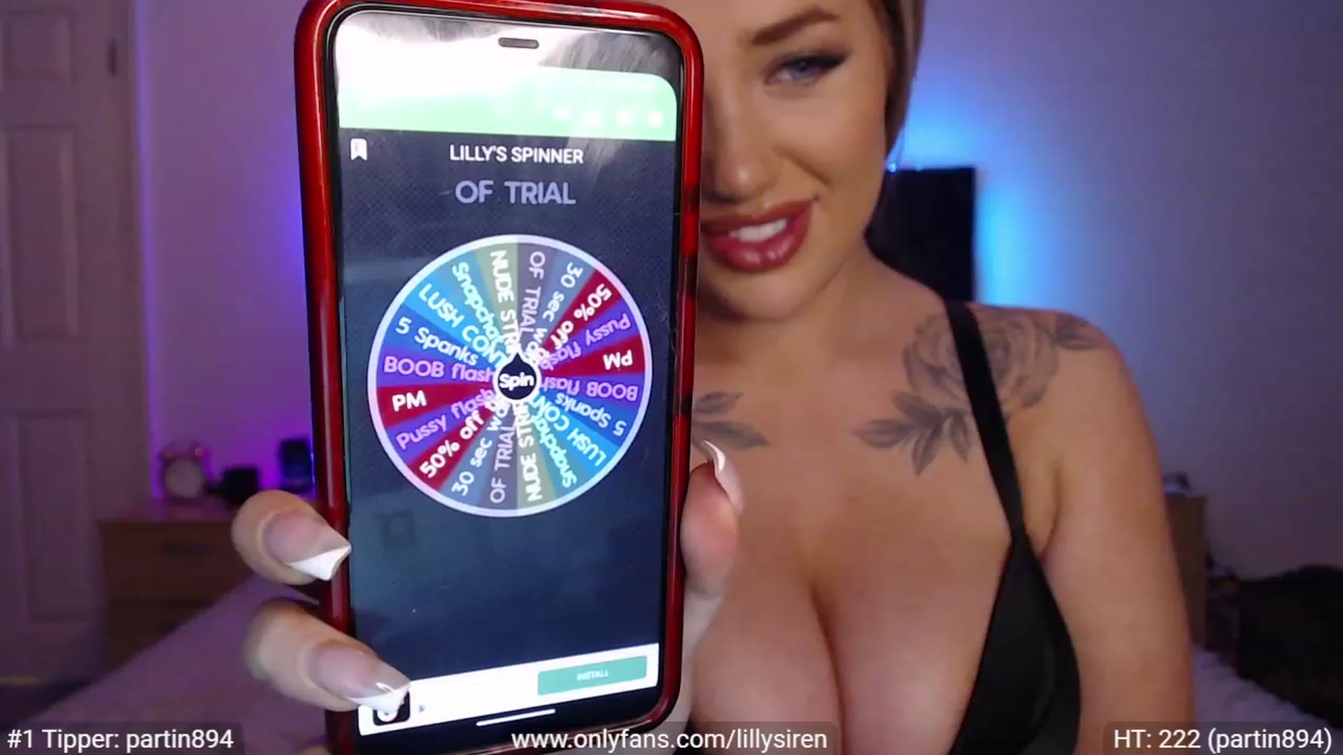 Gallery image thumbnail from LillySiren's myfreecams stream on, 02/19/2023, 17:06 image 15 of 20