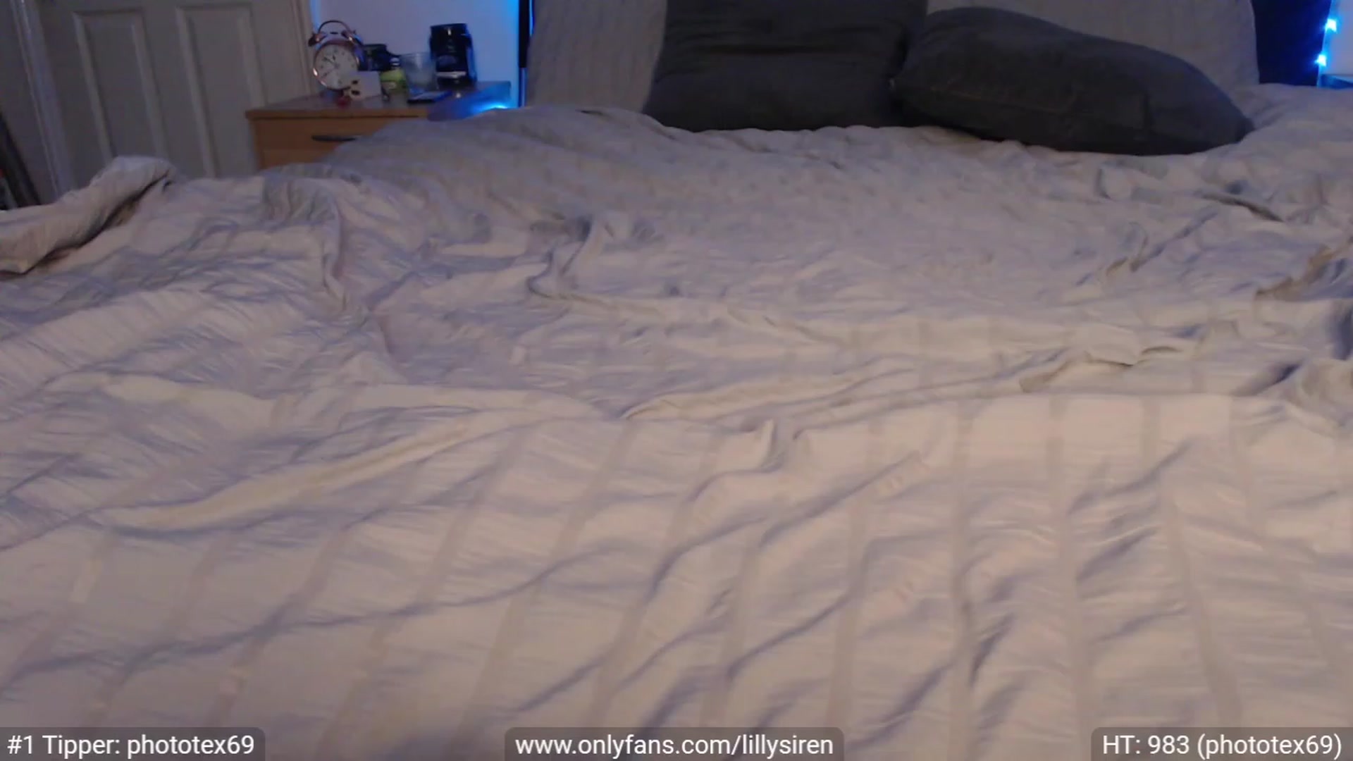Gallery image thumbnail from LillySiren's myfreecams stream on, 02/22/2023, 17:29 image 5 of 20