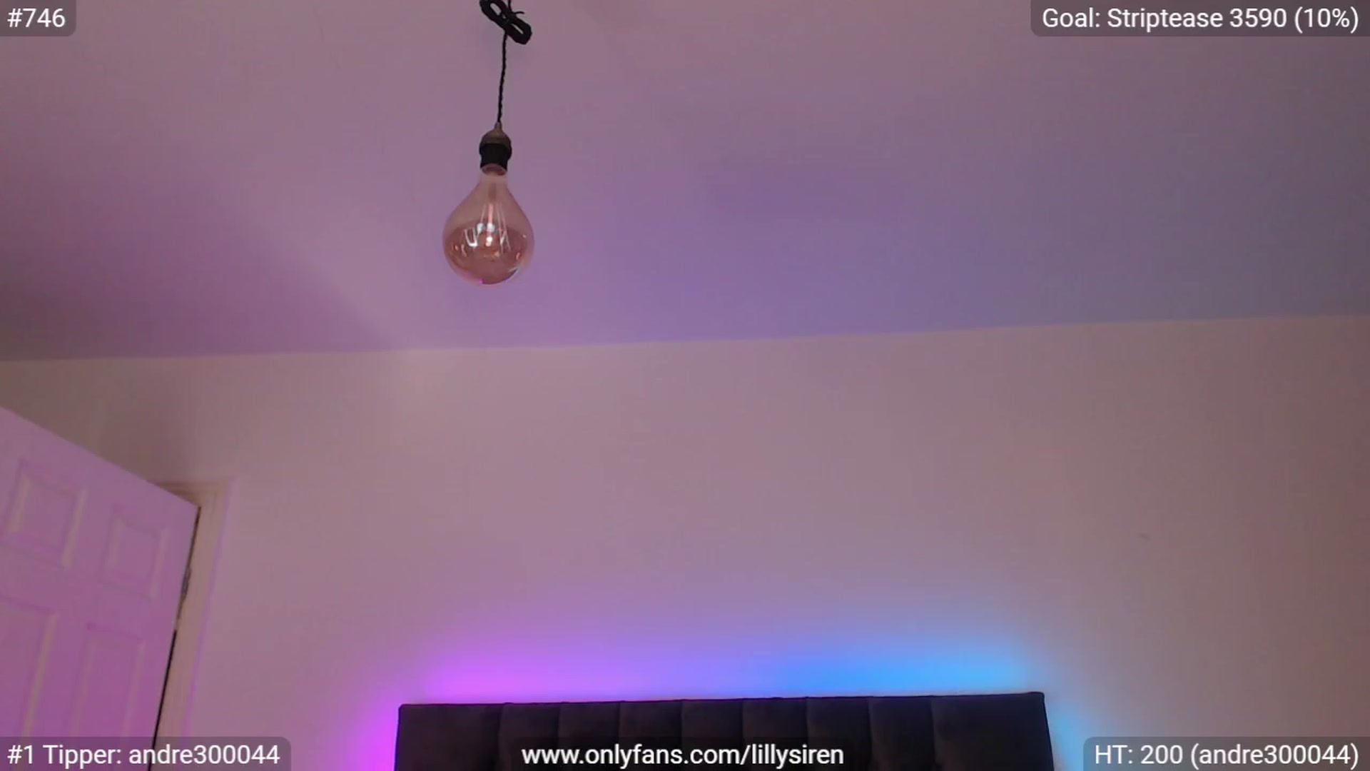 Gallery image thumbnail from LillySiren's myfreecams stream on, 04/18/2023, 15:22 image 5 of 20