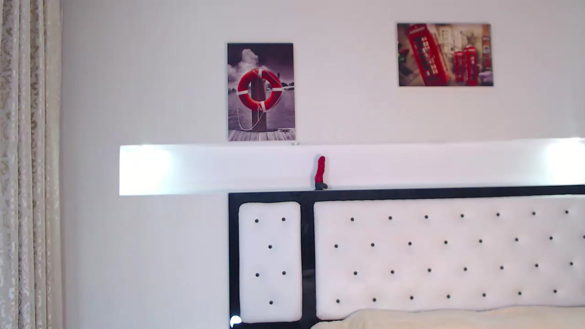Gallery image thumbnail from Lilly_1's myfreecams stream on, 12/10/2022, 19:57 image 15 of 20