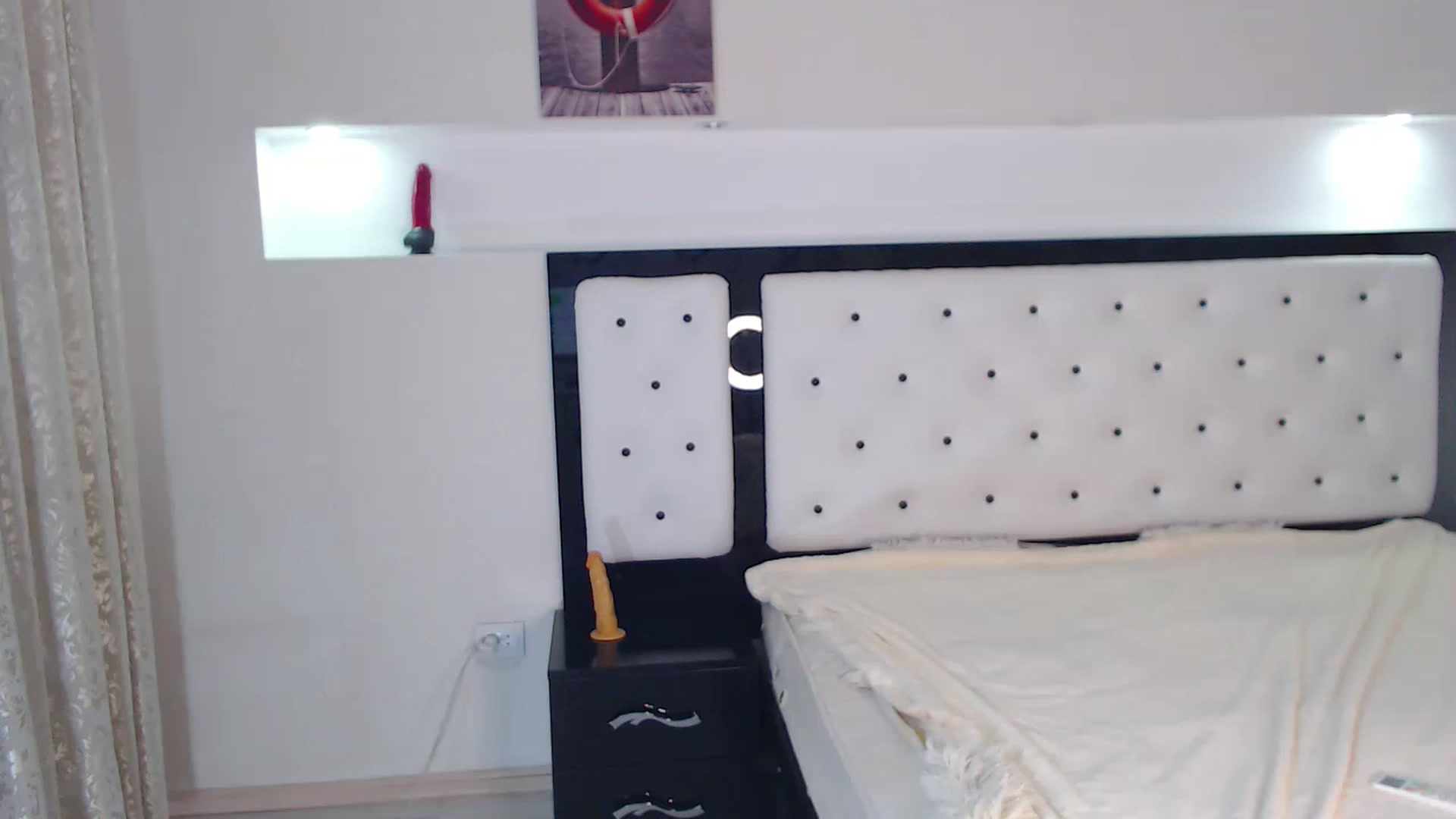 Gallery image thumbnail from Lilly_1's myfreecams stream on, 02/17/2023, 07:34 image 20 of 20