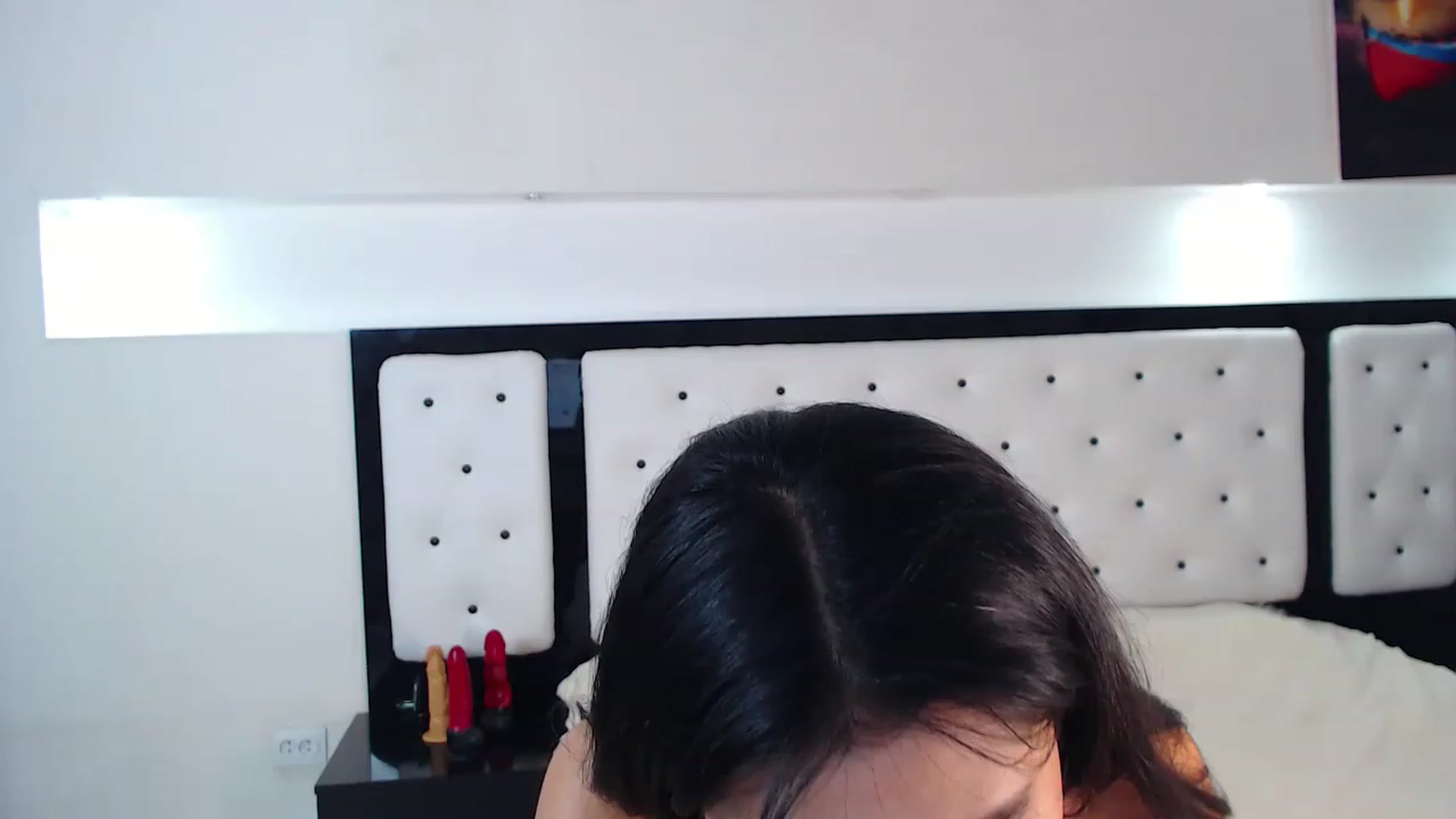Gallery image thumbnail from Lilly_1's myfreecams stream on, 06/08/2023, 16:16 image 19 of 20
