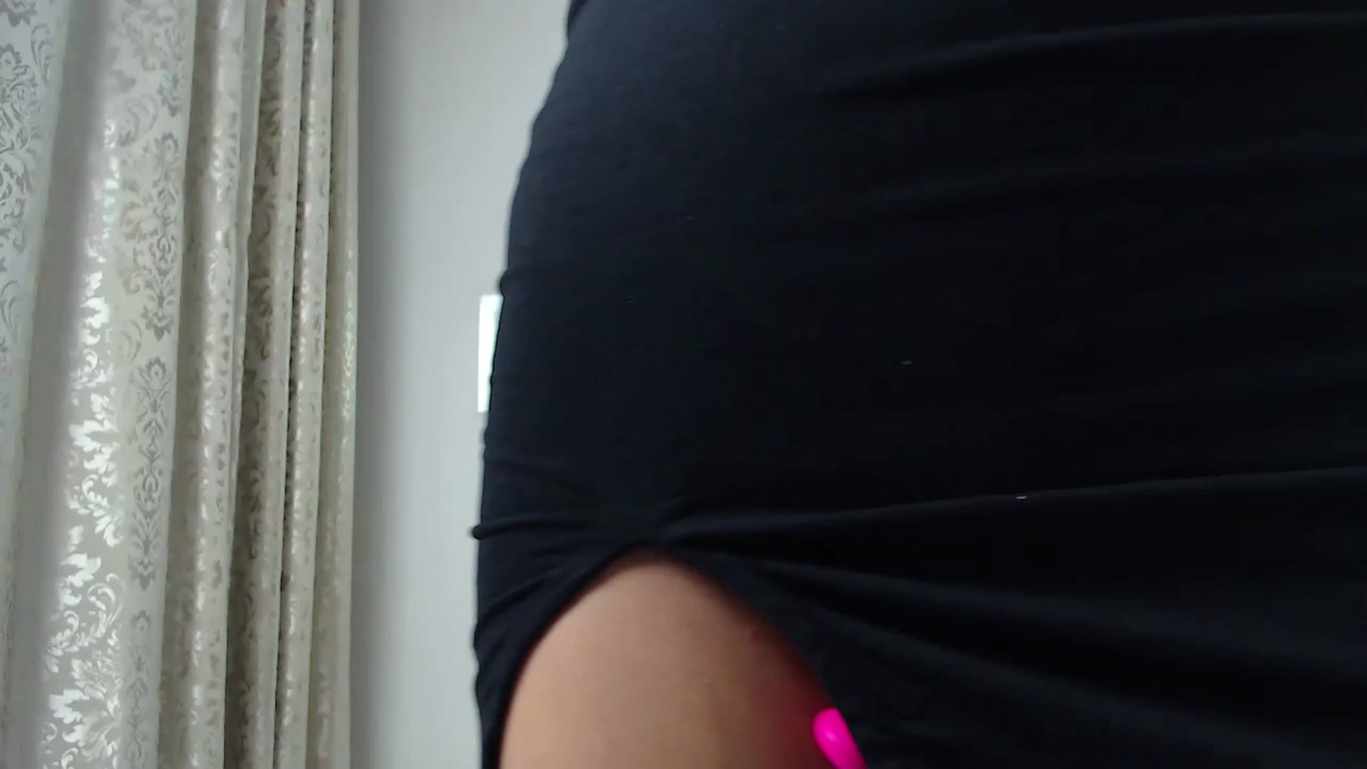 Gallery image thumbnail from Lilly_1's myfreecams stream on, 06/25/2023, 23:28 image 10 of 20