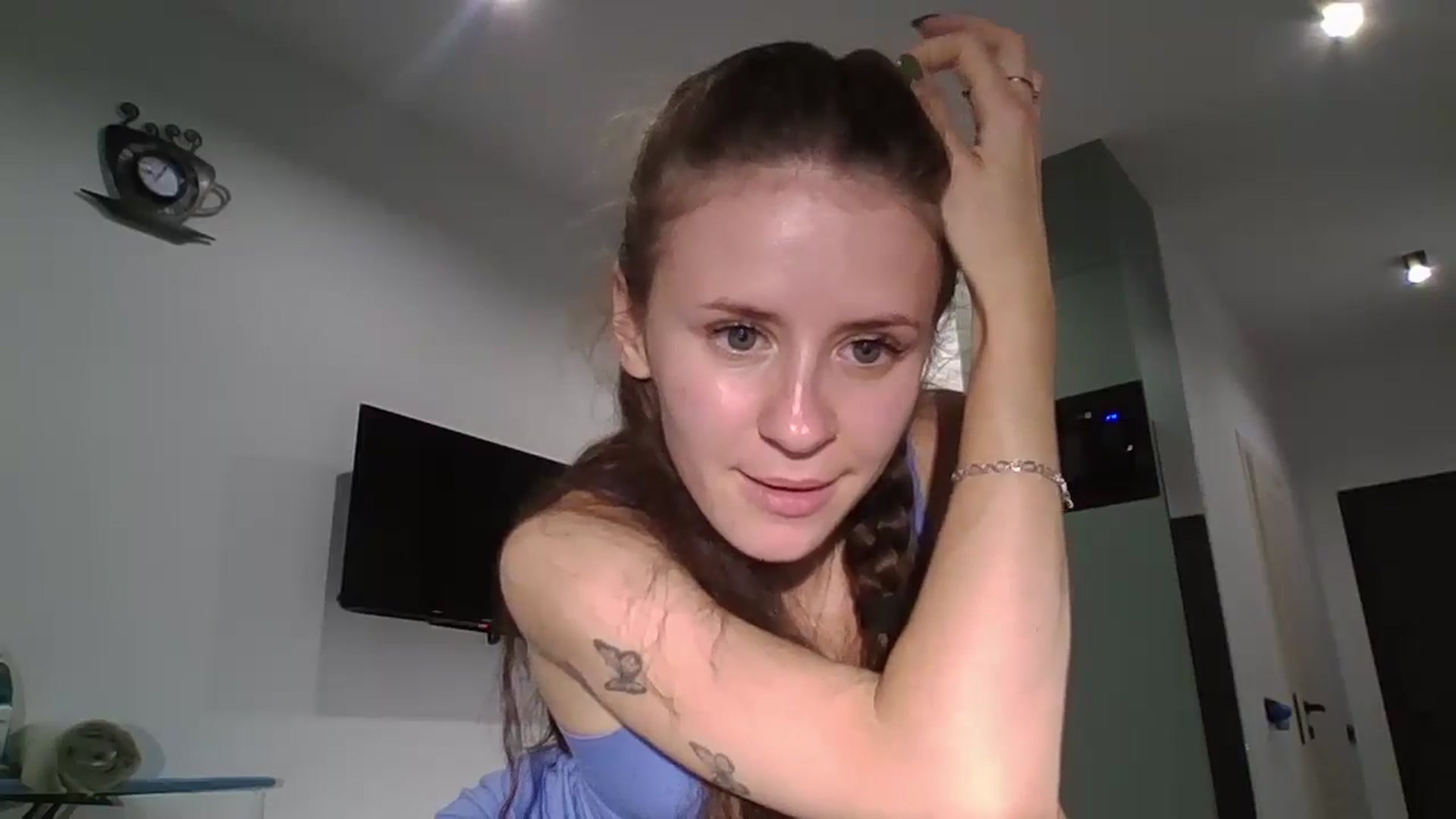 Gallery image thumbnail from Lilly_Kersus's myfreecams stream on, 08/14/2024, 17:30 image 6 of 20