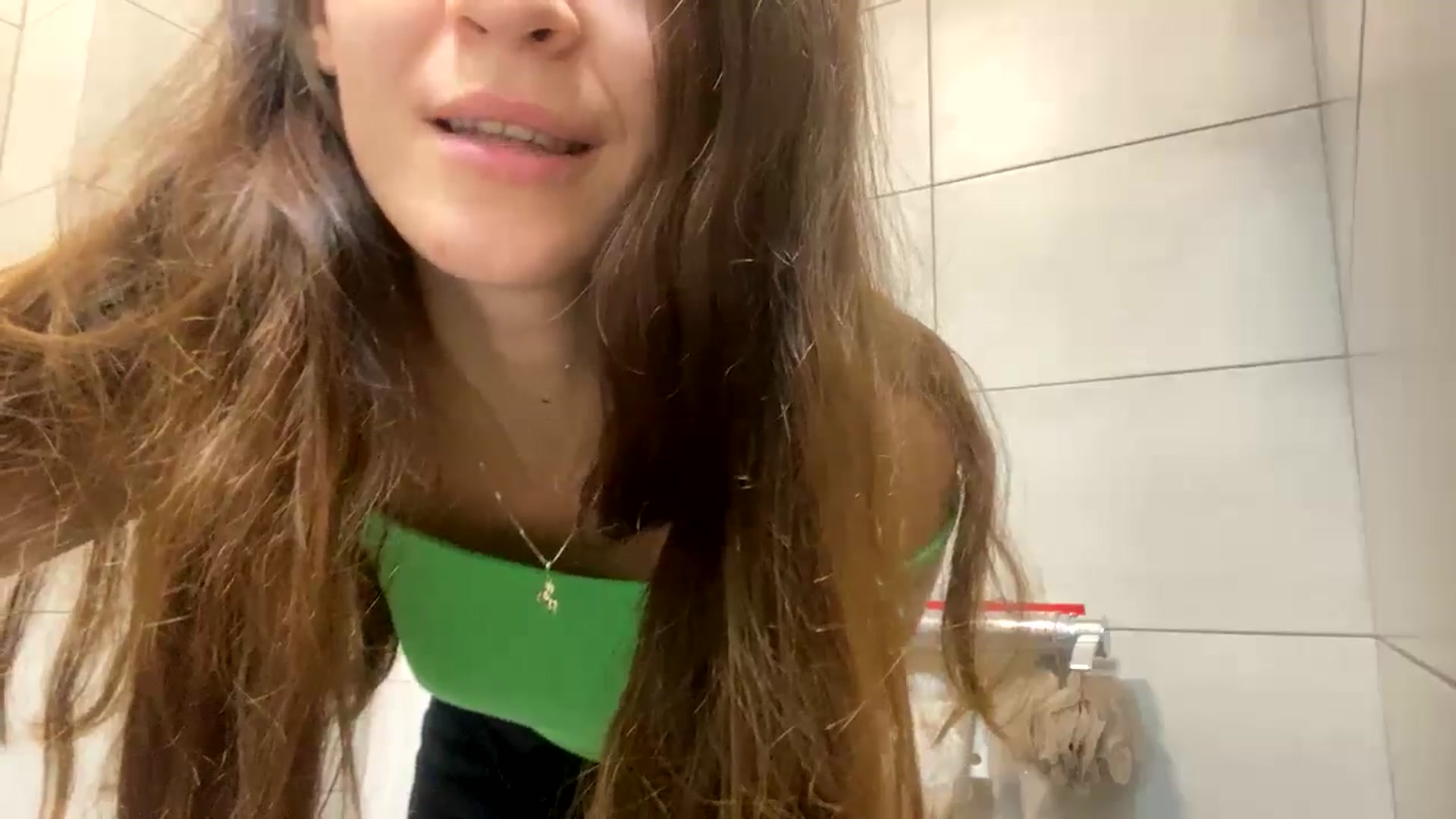 Gallery image thumbnail from Lilly_Kersus's myfreecams stream on, 09/02/2024, 12:55 image 9 of 20