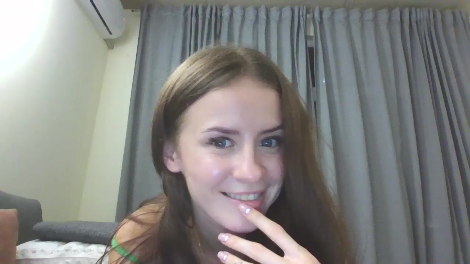 Gallery image thumbnail from Lilly_Kersus's myfreecams stream on, 09/28/2024, 17:35 image 19 of 20