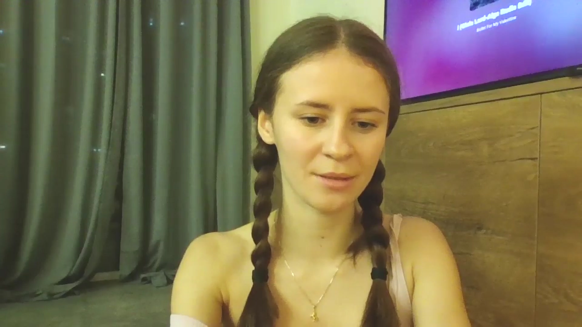 Gallery image thumbnail from Lilly_Kersus's myfreecams stream on, 11/03/2024, 15:49 image 13 of 20