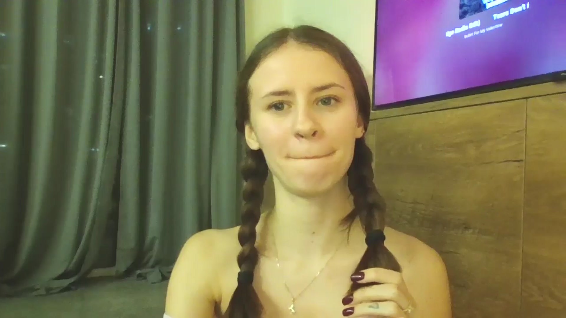 Gallery image thumbnail from Lilly_Kersus's myfreecams stream on, 11/03/2024, 15:49 image 14 of 20