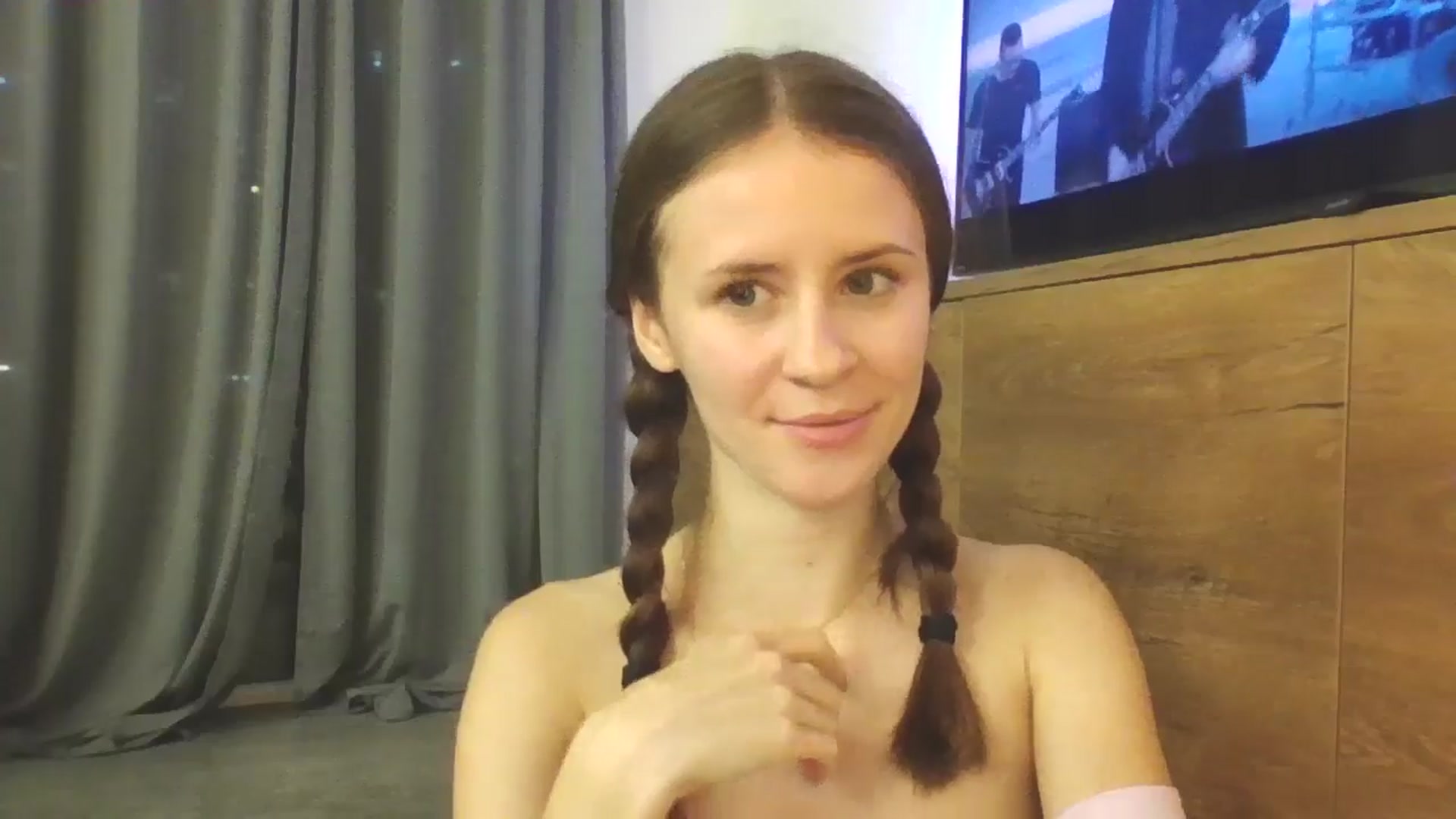 Gallery image thumbnail from Lilly_Kersus's myfreecams stream on, 11/03/2024, 15:49 image 19 of 20