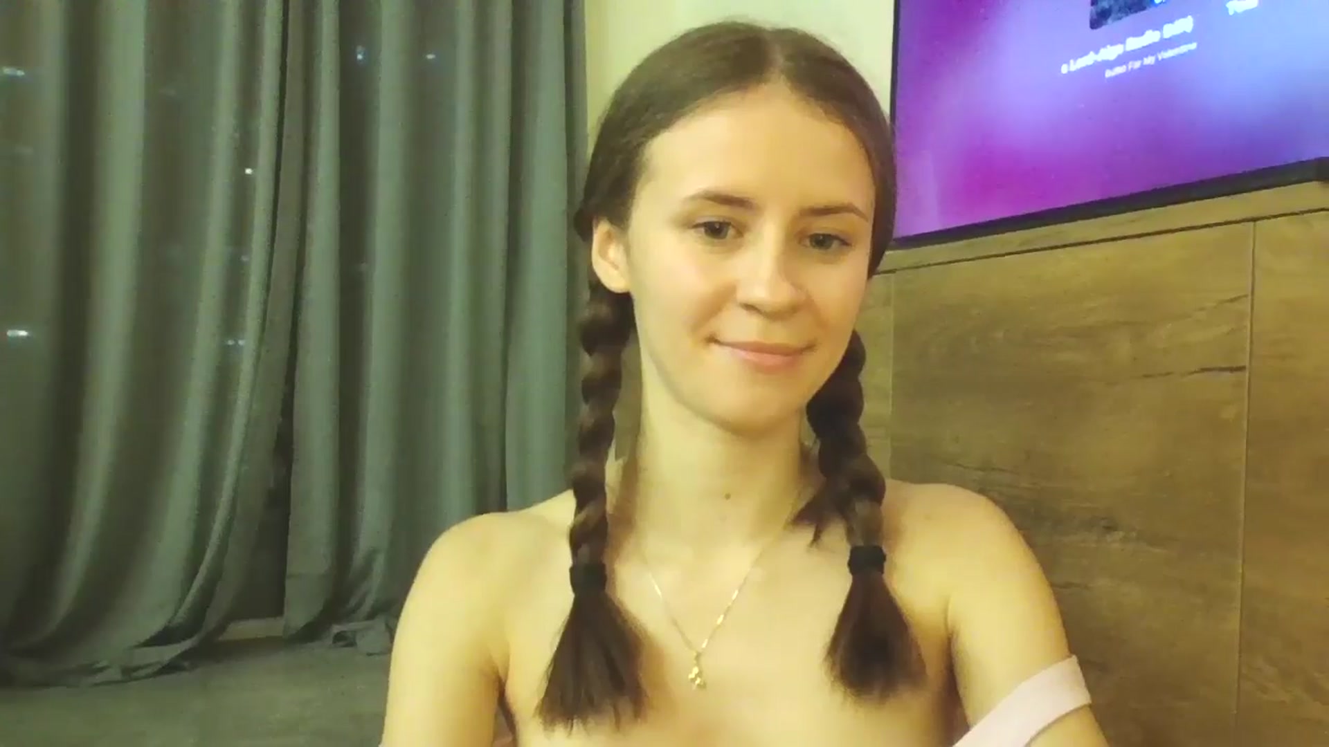 Gallery image thumbnail from Lilly_Kersus's myfreecams stream on, 11/03/2024, 15:49 image 17 of 20